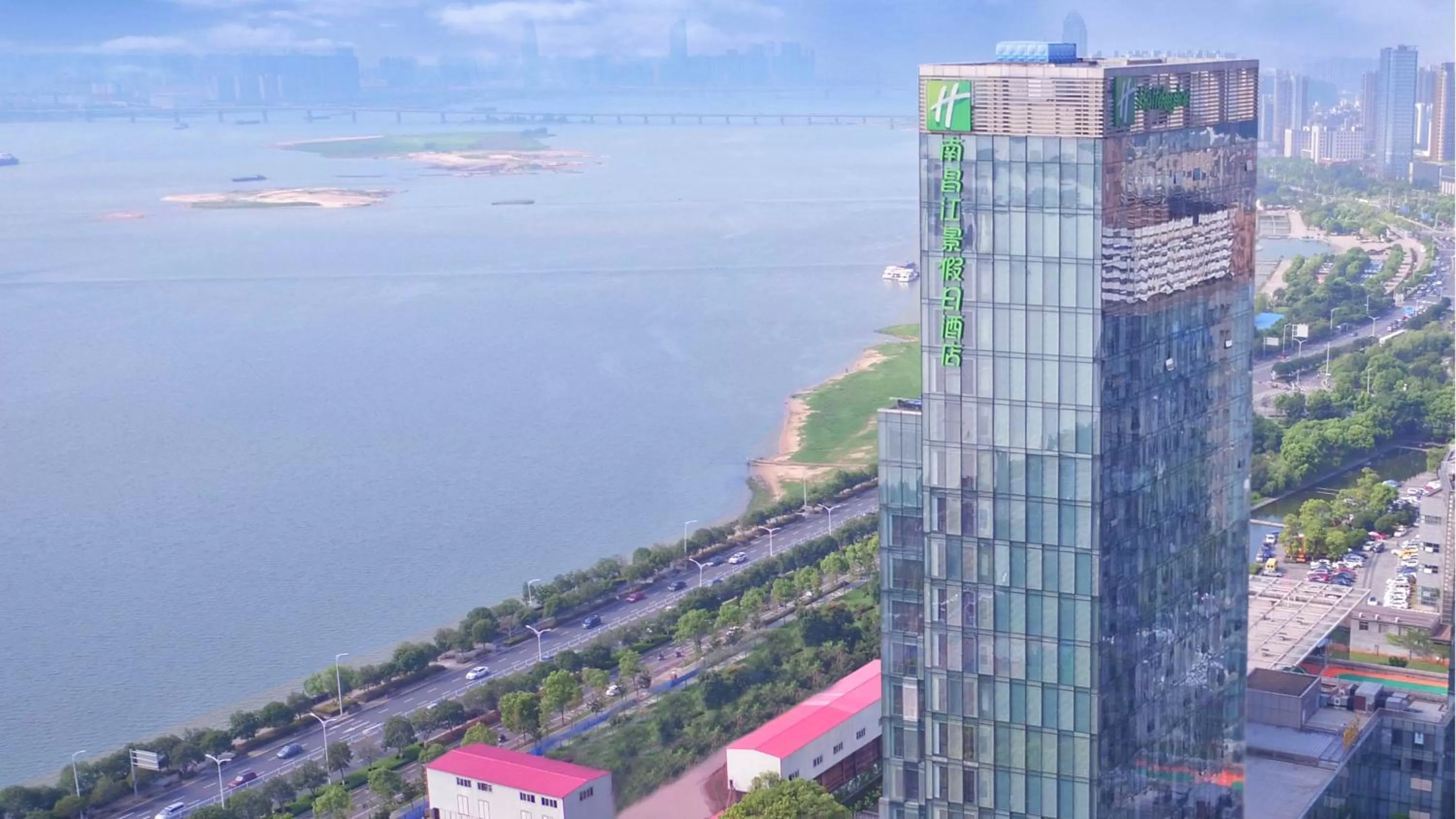 Property building in Holiday Inn Nanchang Riverside by IHG
