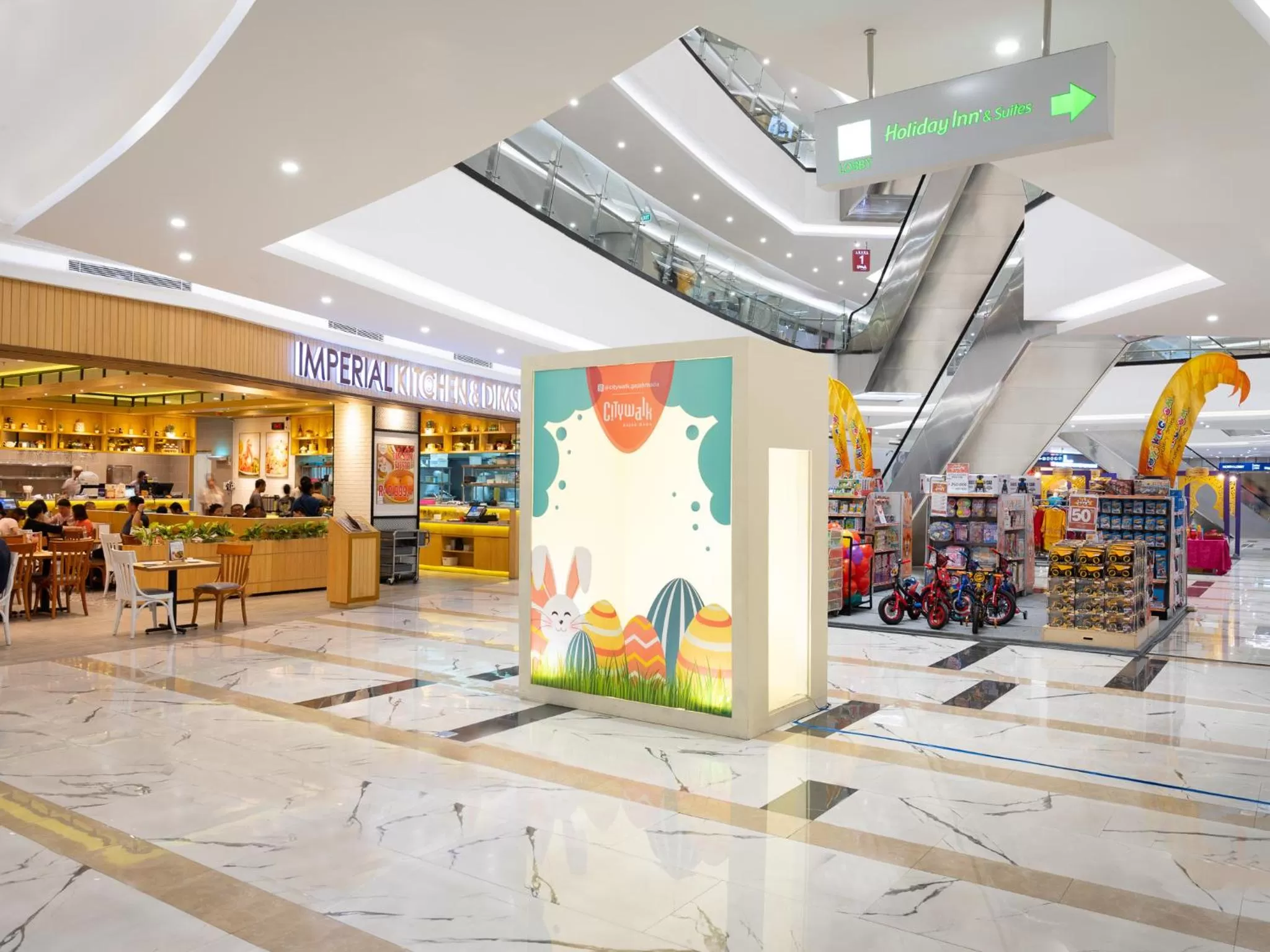 Restaurant/places to eat in Holiday Inn & Suites Jakarta Gajah Mada by IHG