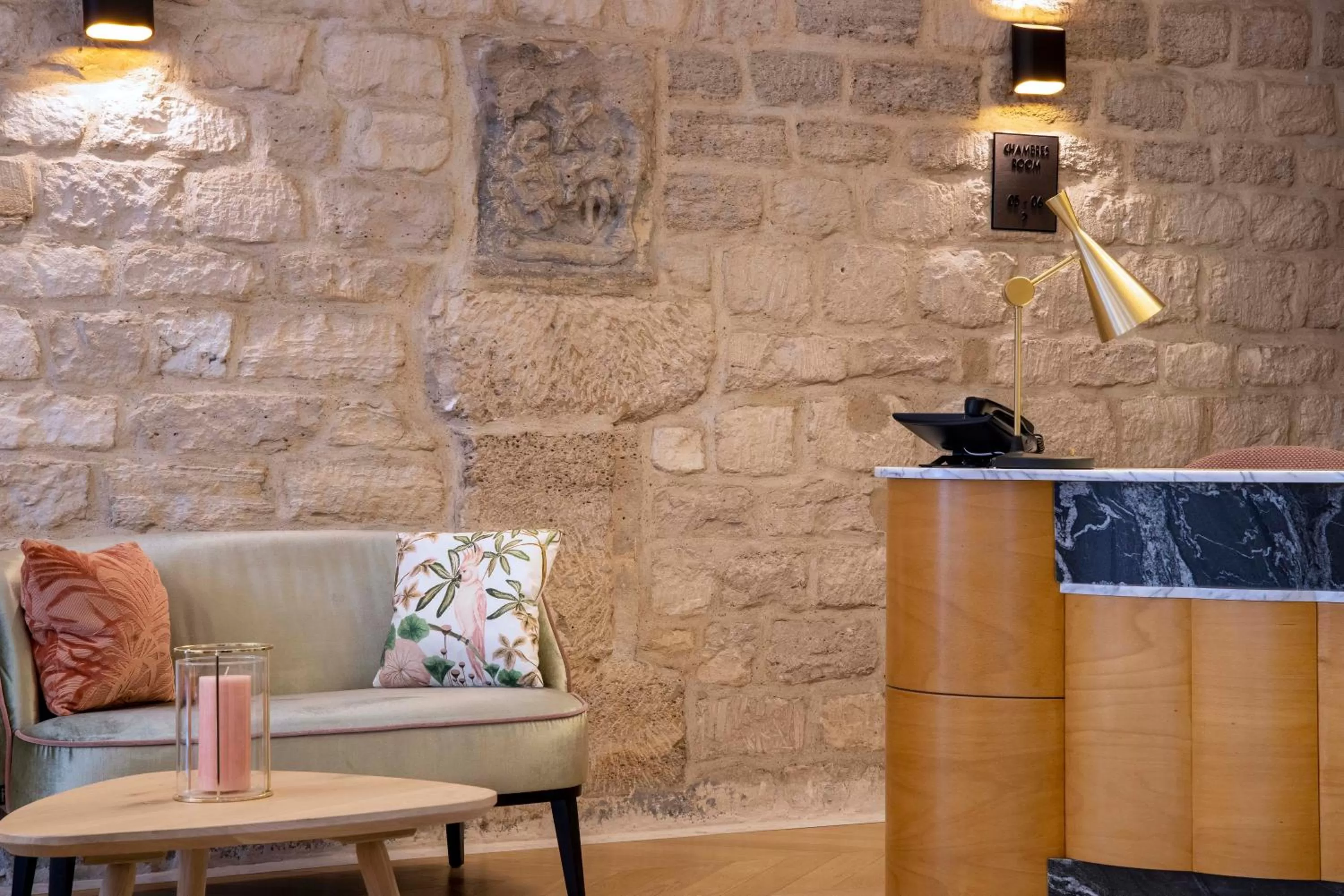 Living room in Hôtel des Arts Montmartre