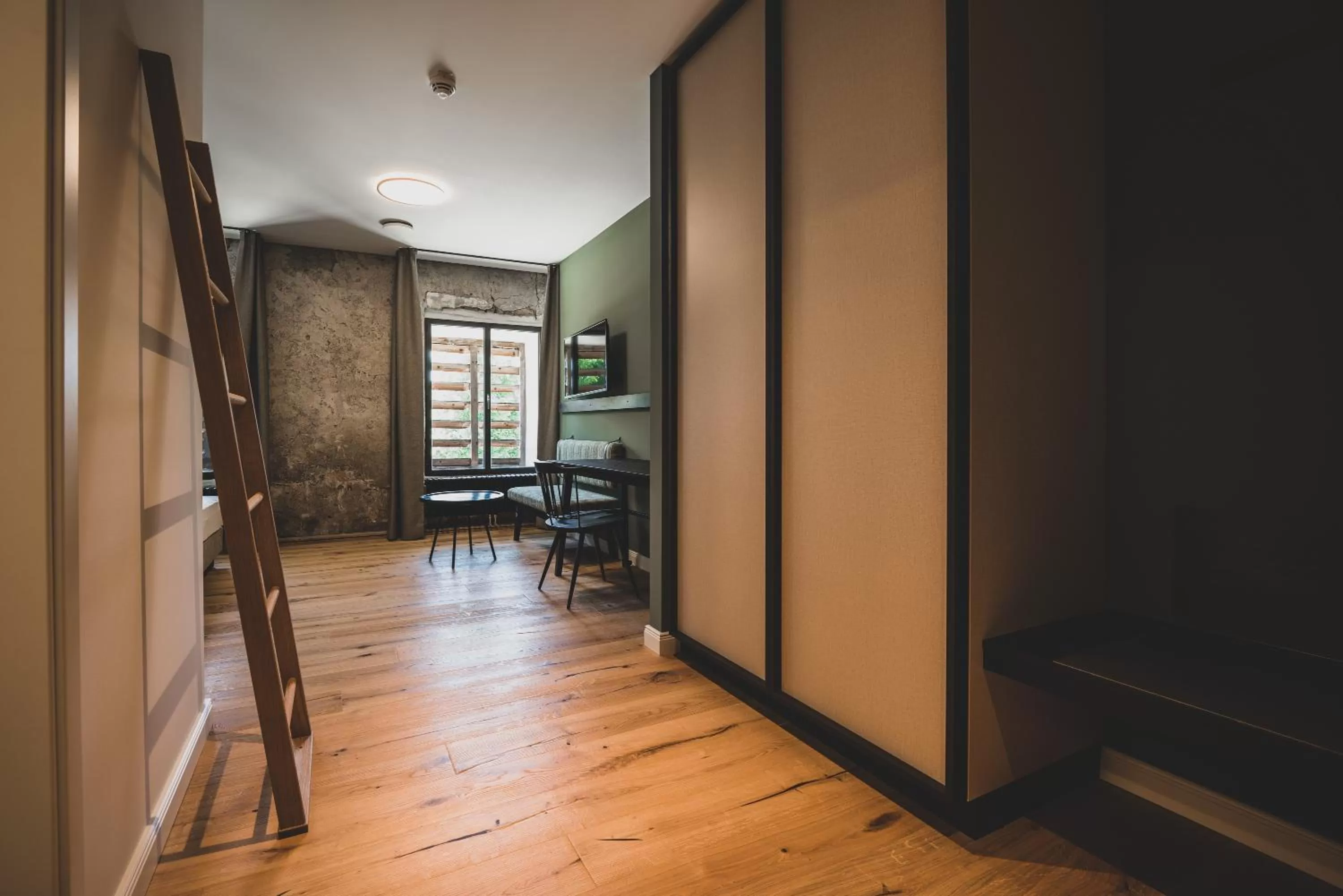 Photo of the whole room in LANDHOTEL ALTE ZOLLSTATION- Historical Building