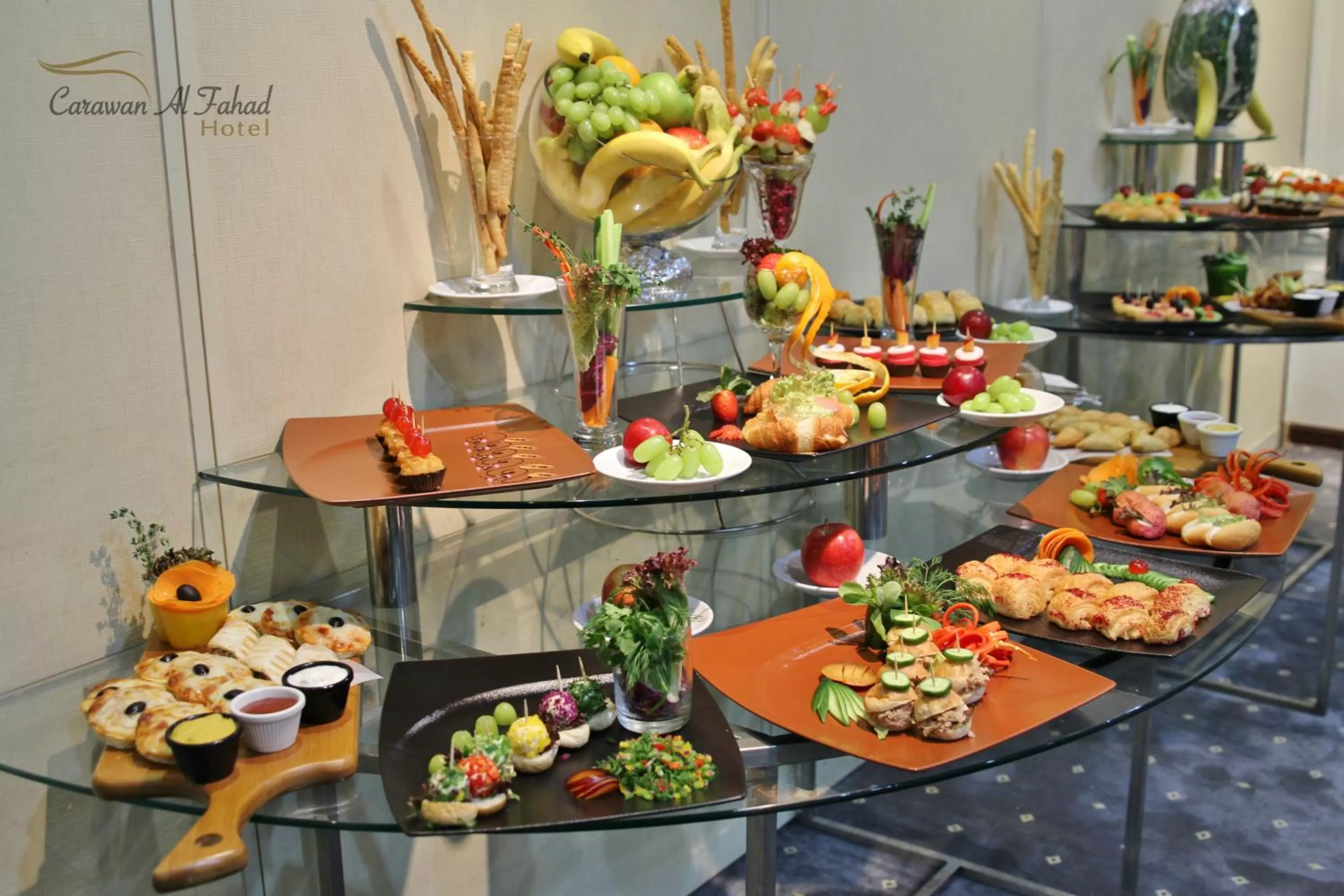Food and drinks in Carawan Al Fahad Hotel