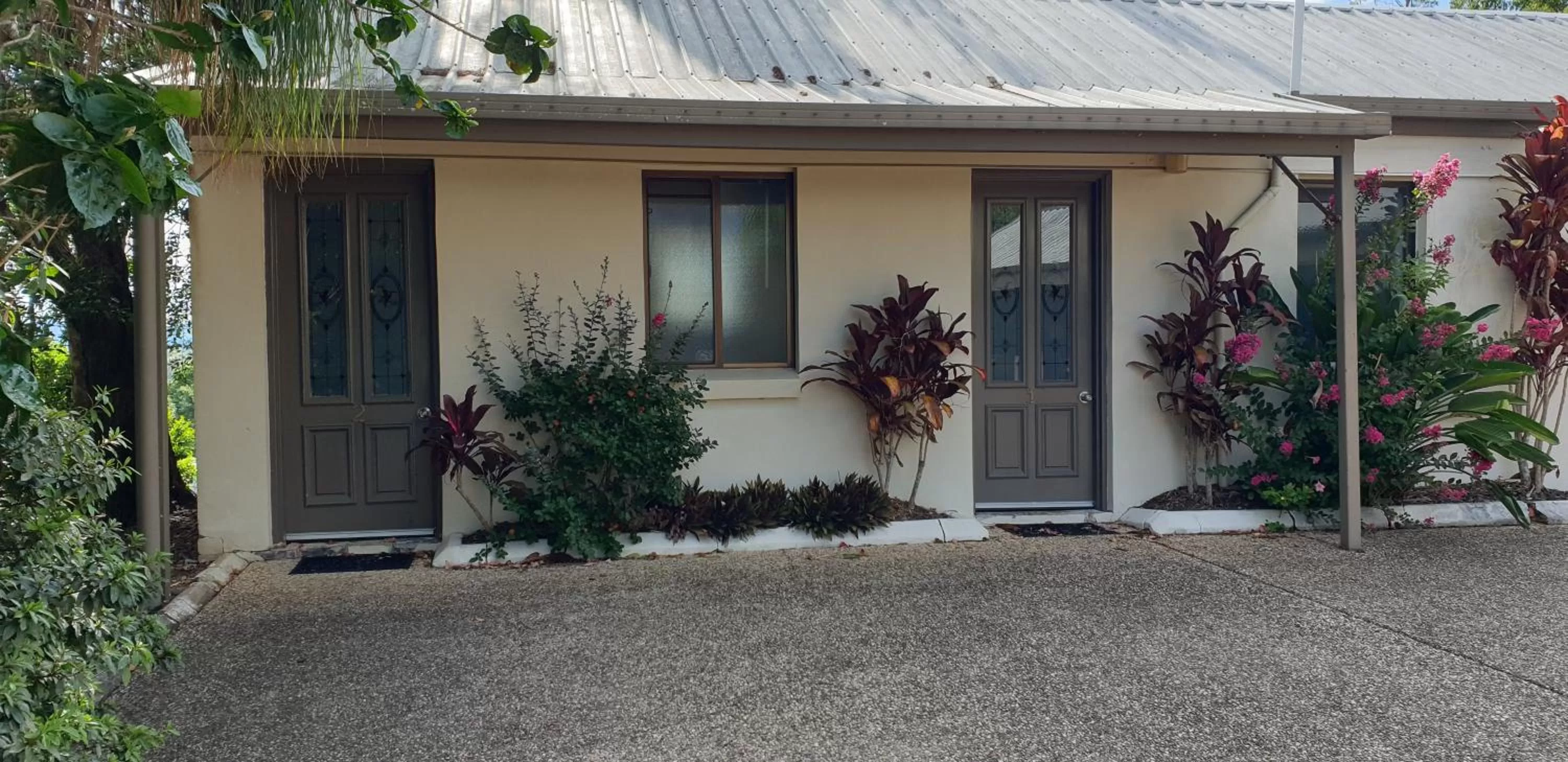 Property Building in Tranquil Park