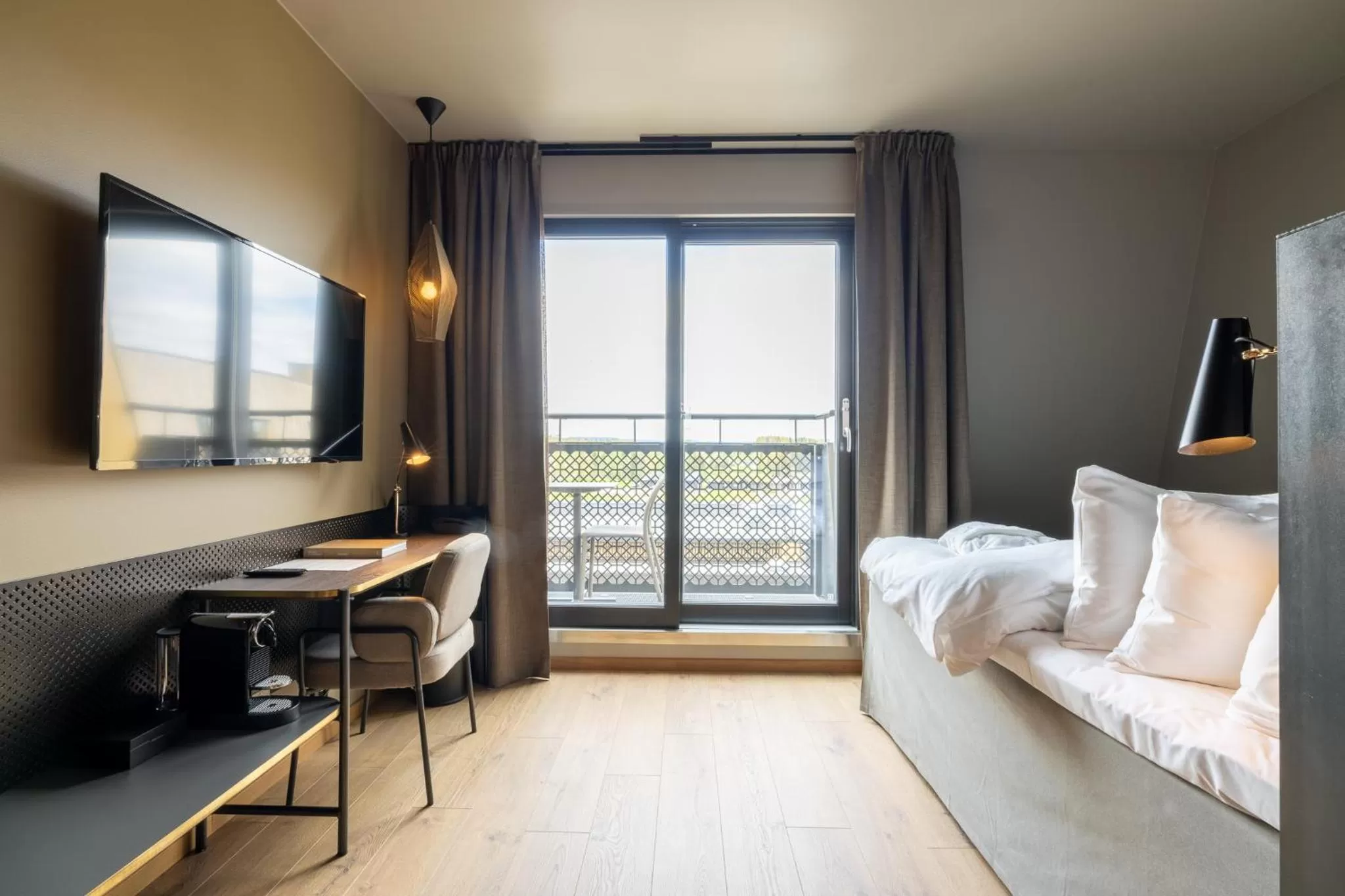 Bed in Lily Country Club