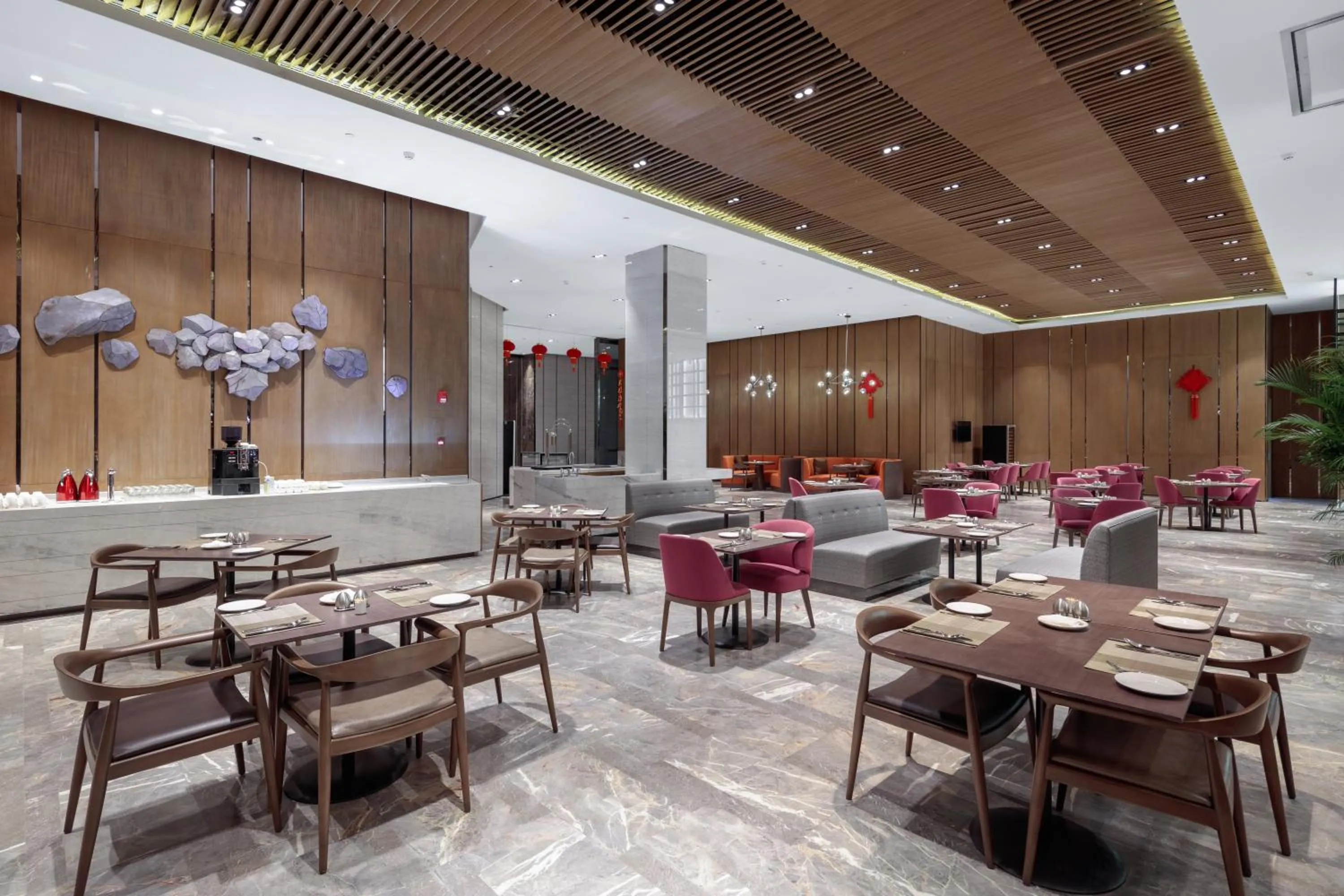 Restaurant/places to eat in Crowne Plaza Kunshan by IHG