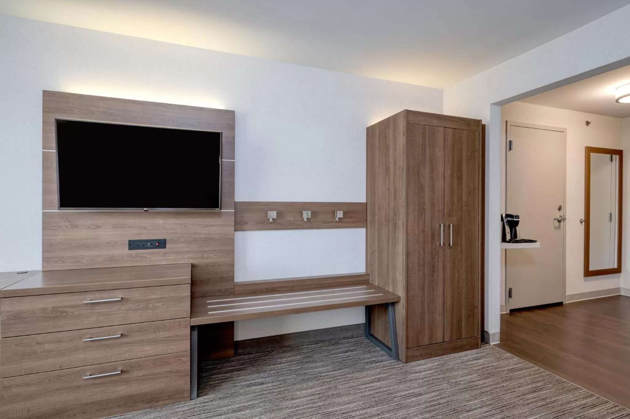 Photo of the whole room in Holiday Inn Express Radcliff Fort Knox by IHG