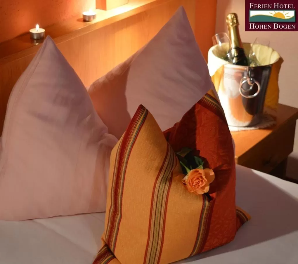 Bed in Genusshotel Hohenbogen