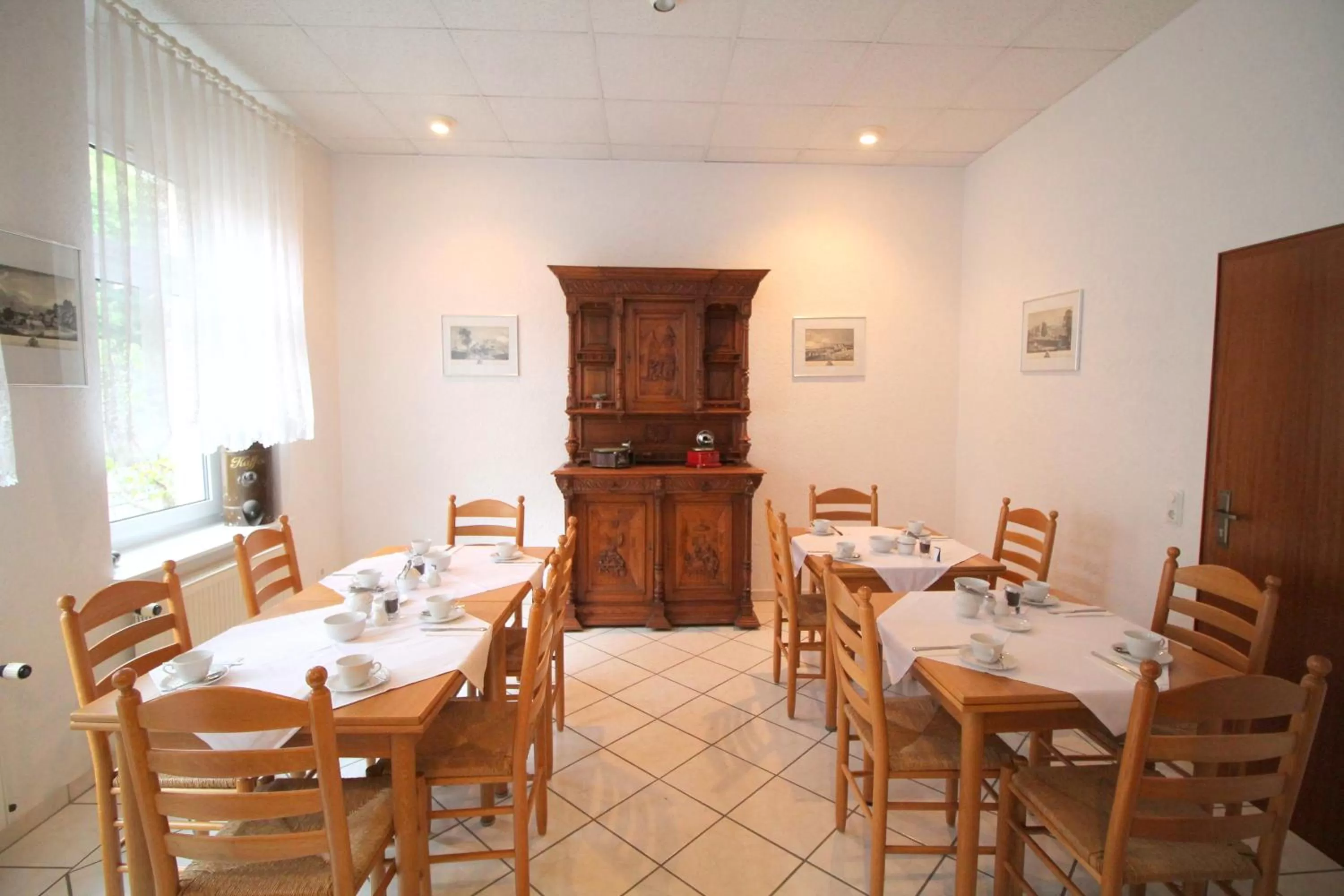 Restaurant/places to eat in Hotel Burgk