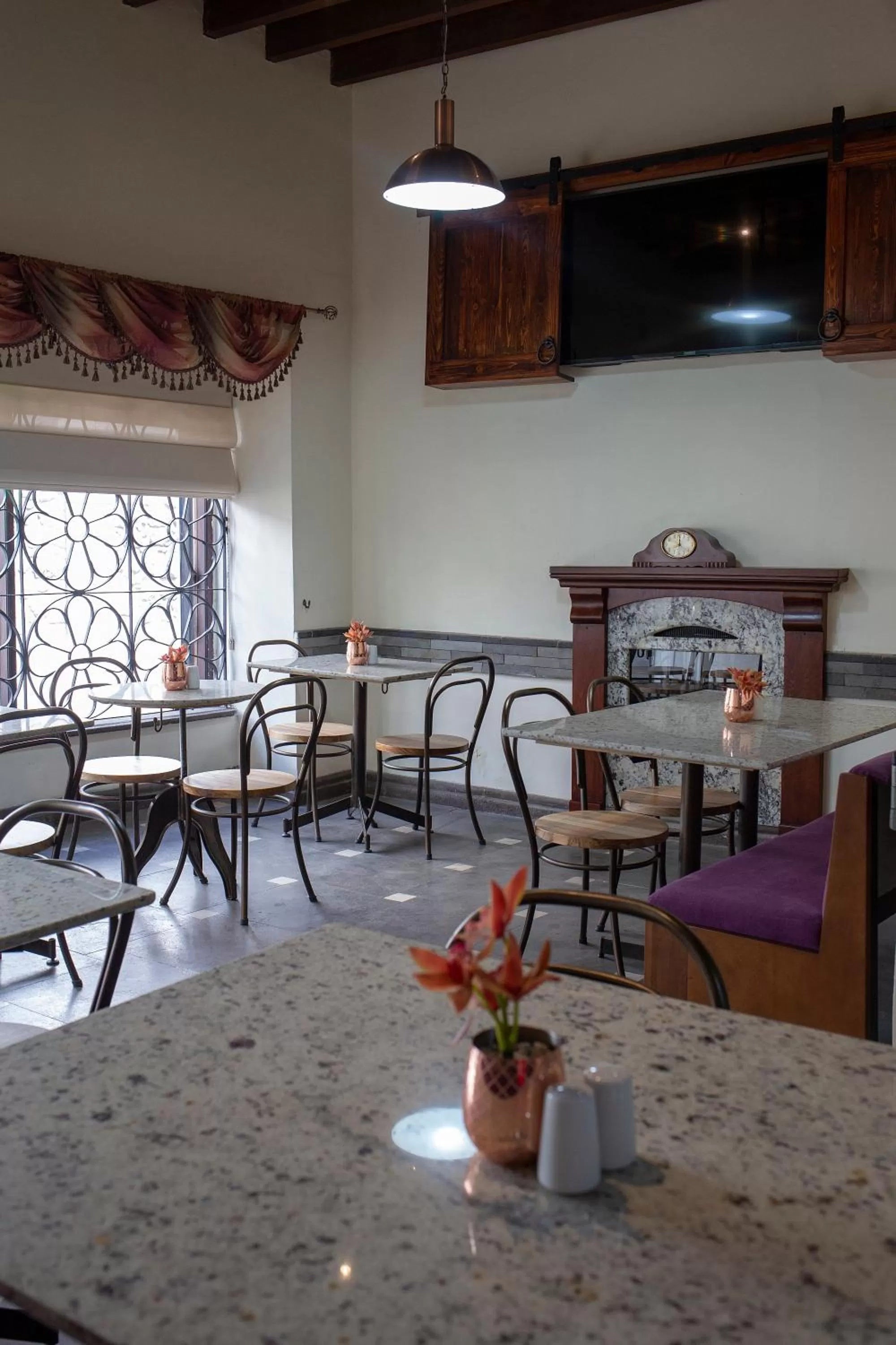 Restaurant/places to eat in Hotel Colonial San Agustin