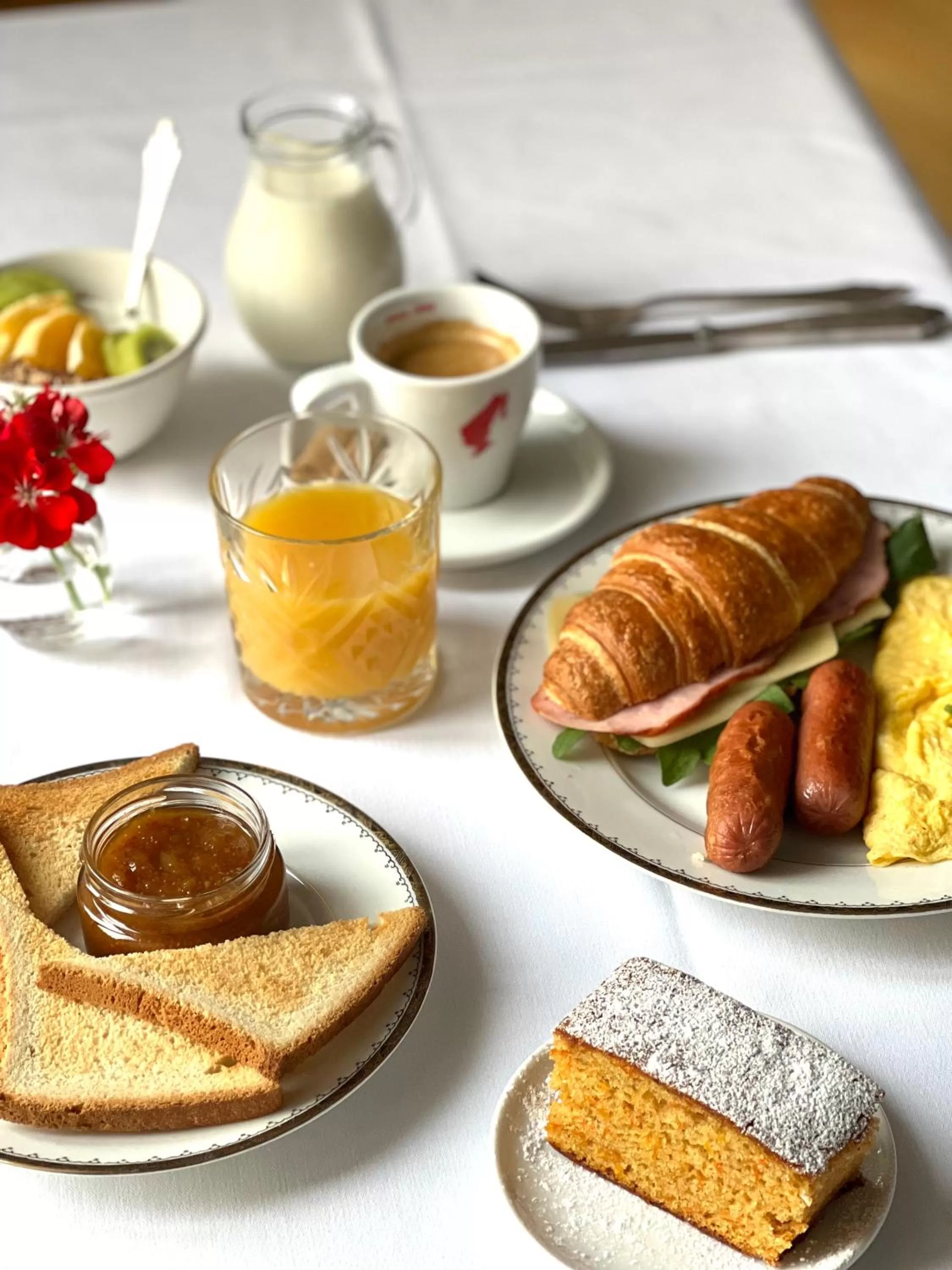 Breakfast in Octava Boutique Hotel