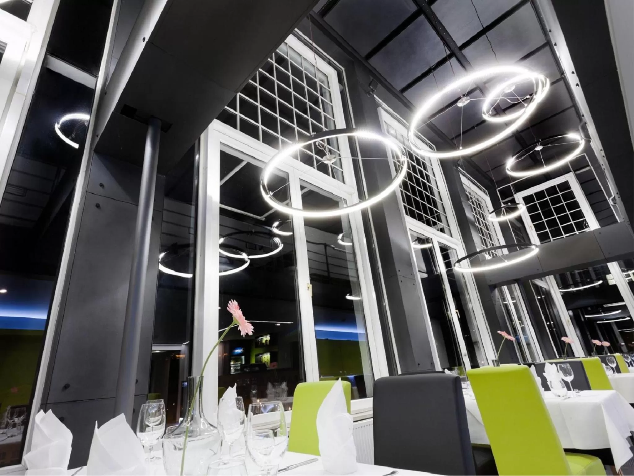 Restaurant/places to eat in A-Austerlitz Hotel