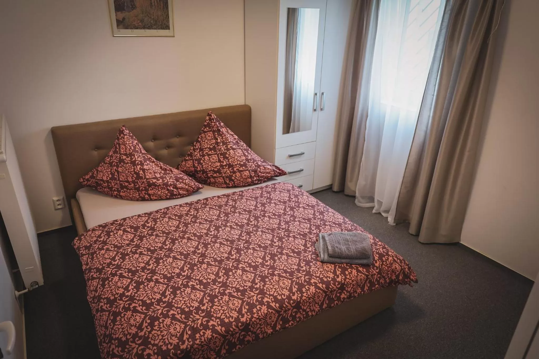 Bed in Hotel Apartment Faraon