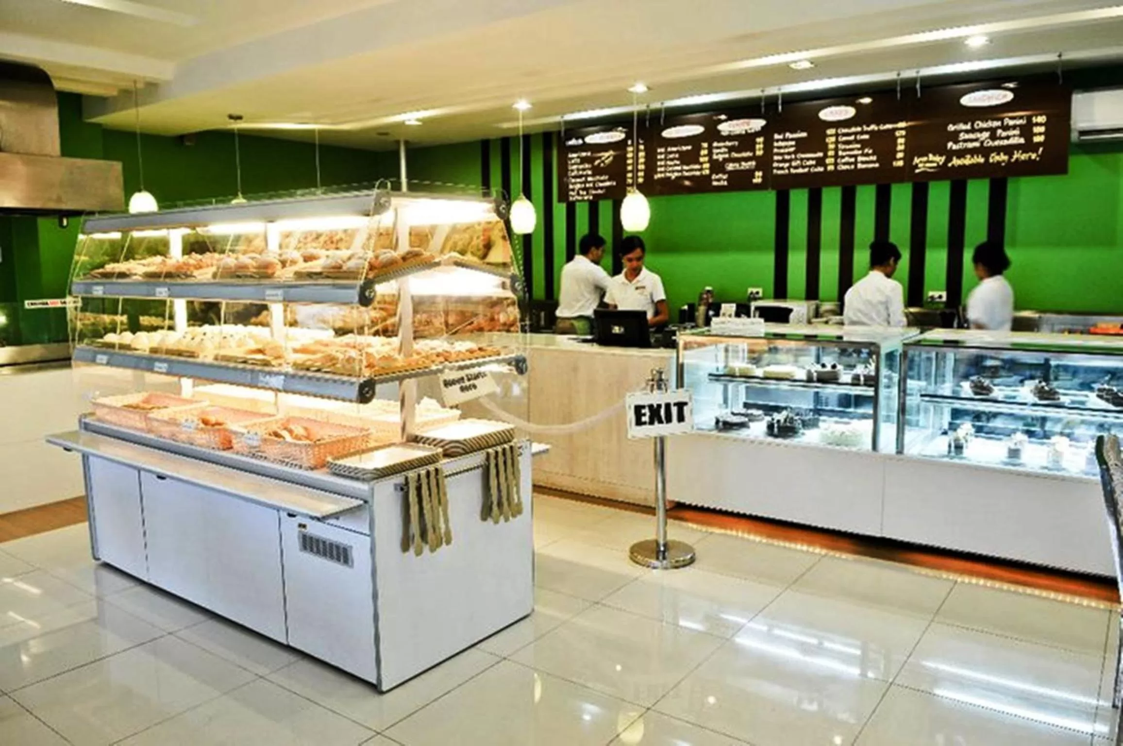 Restaurant/places to eat in L'Fisher Hotel Bacolod