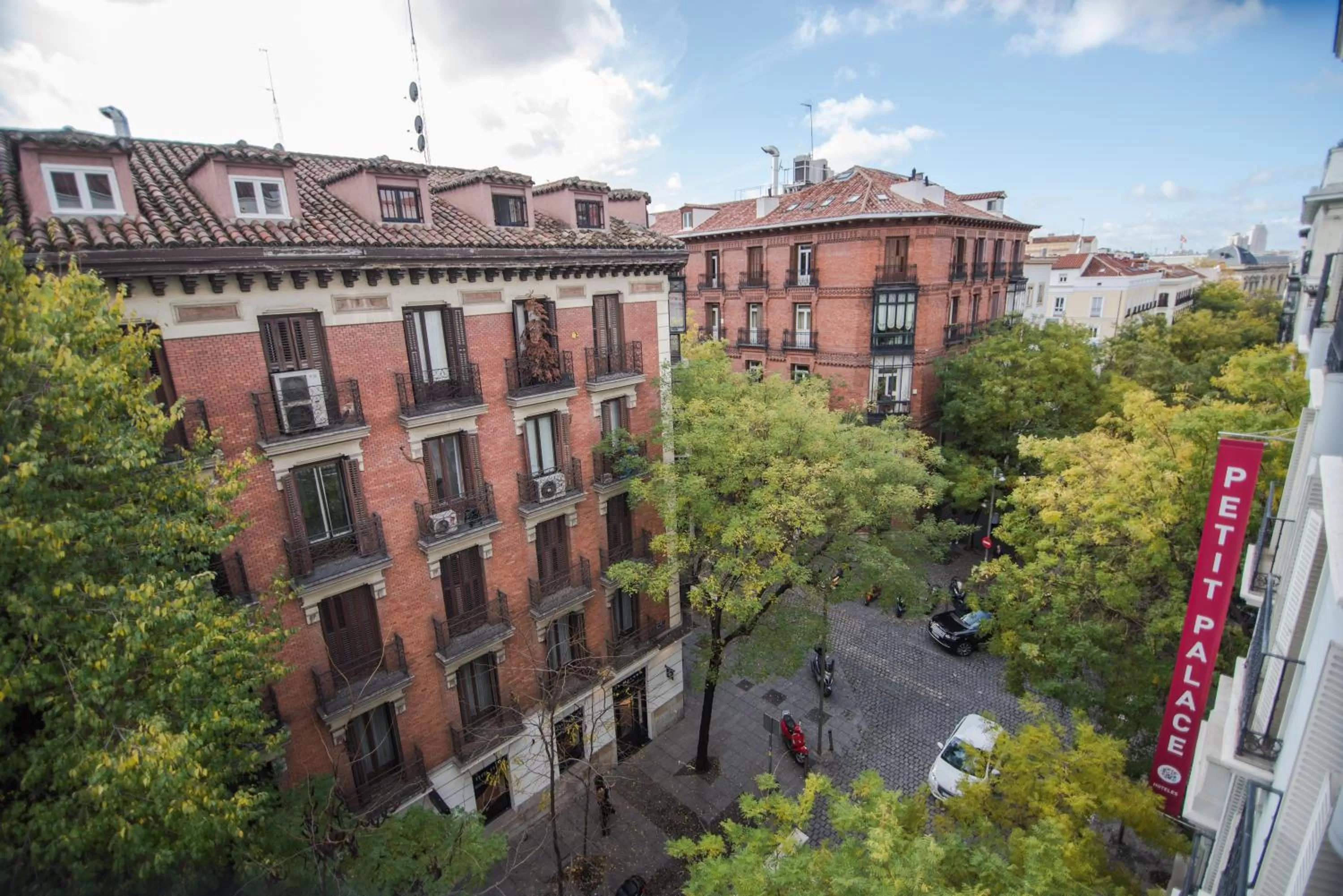 Superior Double Room with Balcony in ICON Wipton