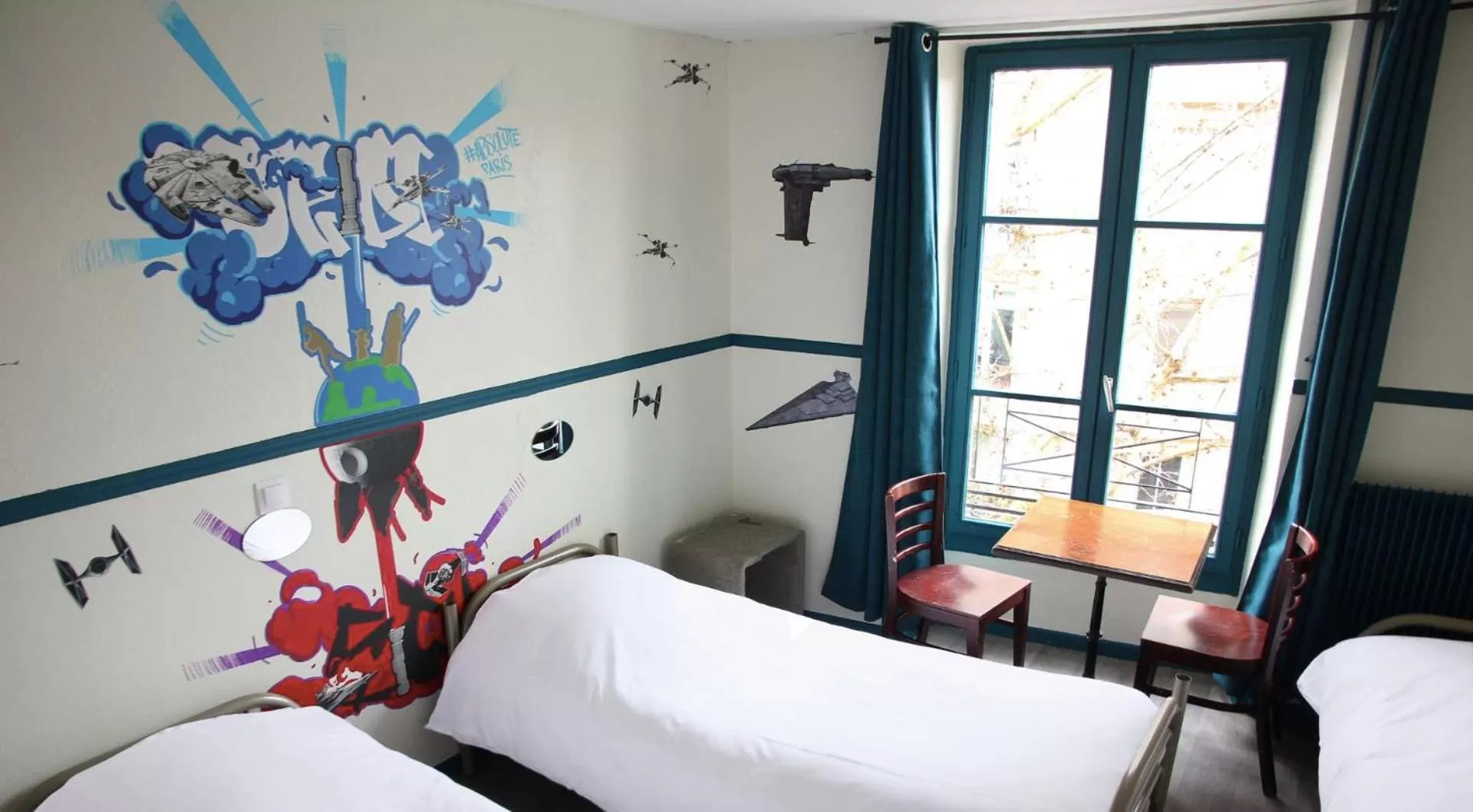 Bedroom, Bed in Absolute Hotel Paris République