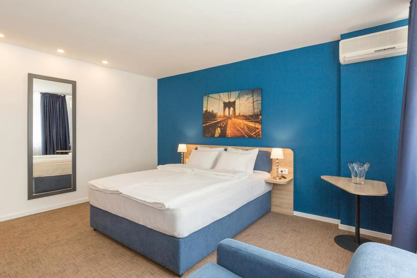 Bedroom, Bed in Premium Crown Suites