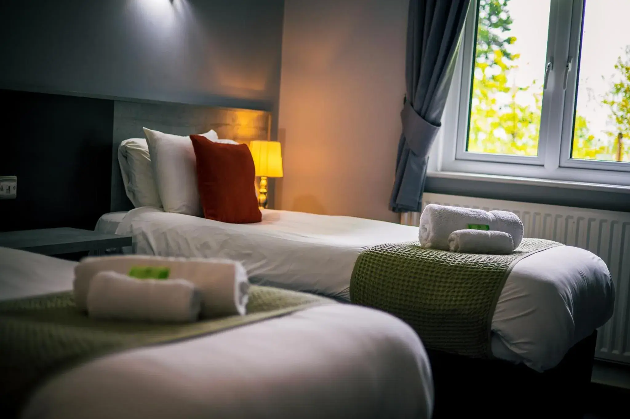 Twin Room in Bowes Incline Hotel Twin Room in Bowes Incline Hotel