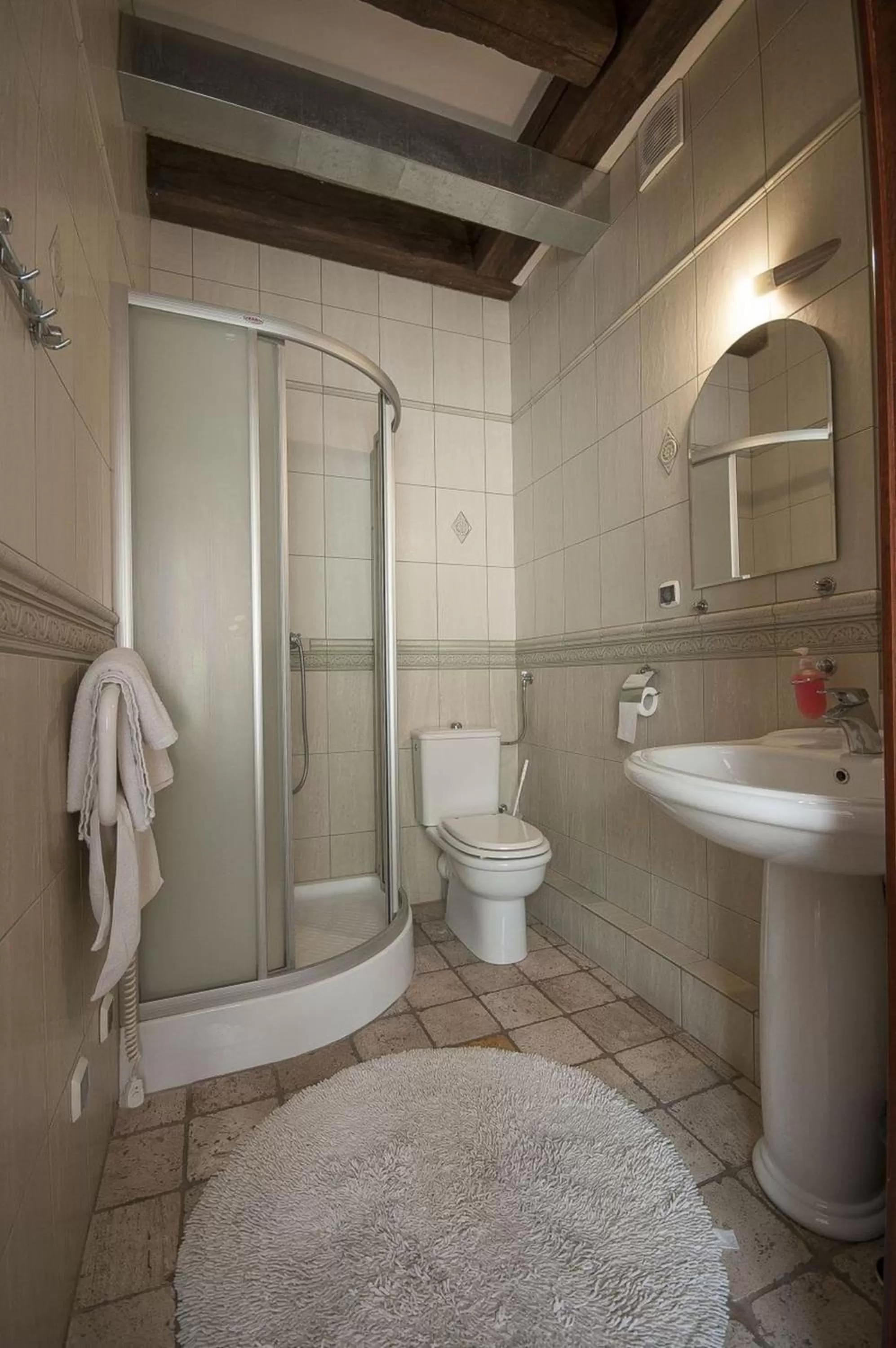 Photo of the whole room, Bathroom in Hotel Restauracja Pod Parowozem