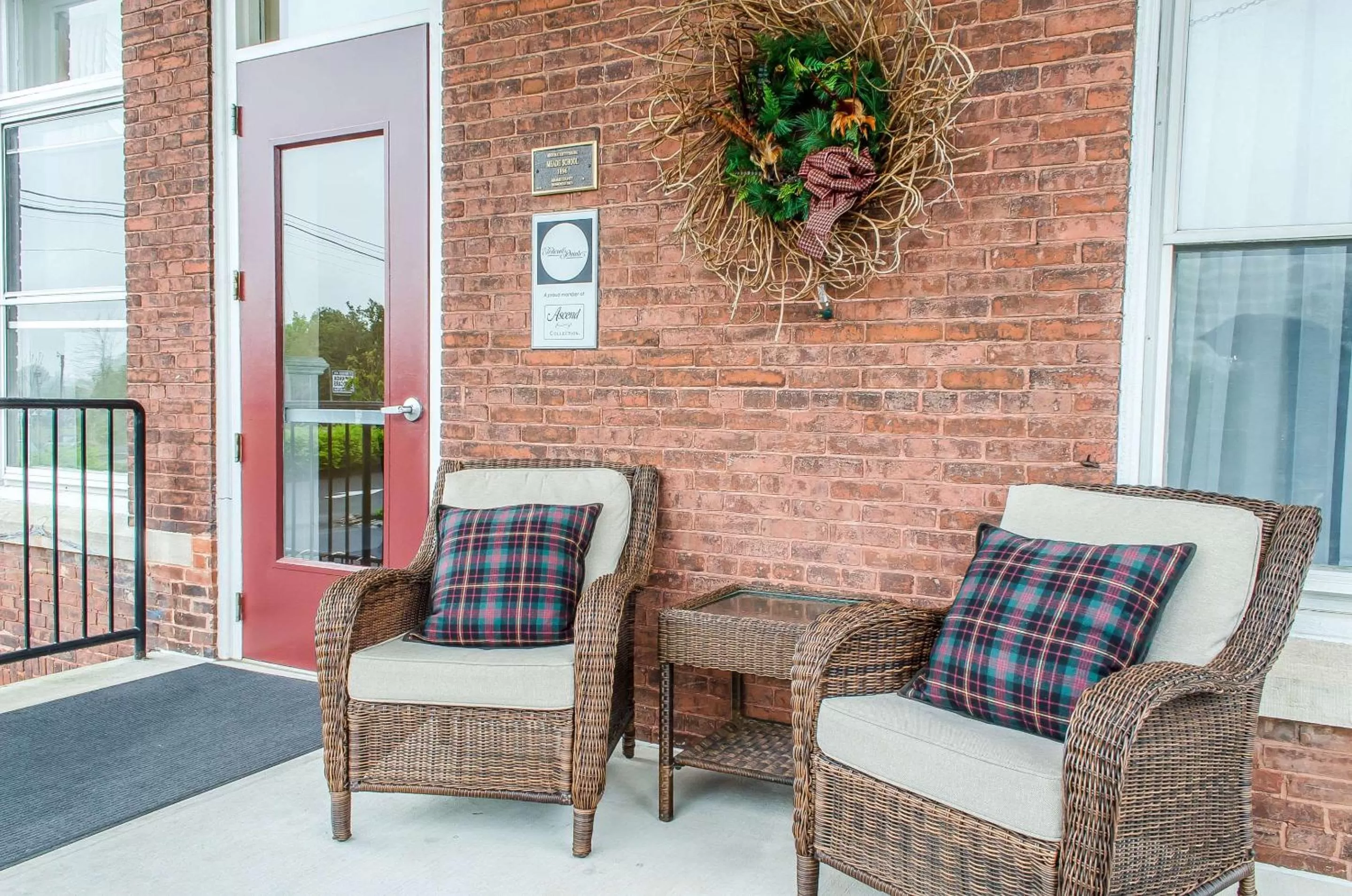 Property building in The Federal Pointe Inn Gettysburg, an Ascend Collection Hotel