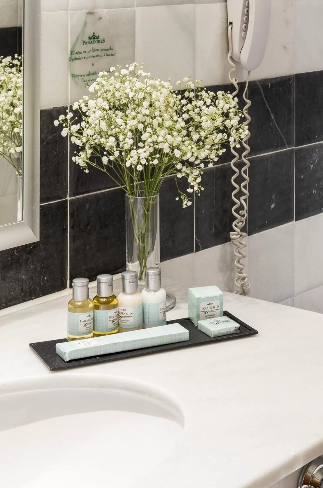 Bathroom in Parador De La Seu D'urgell