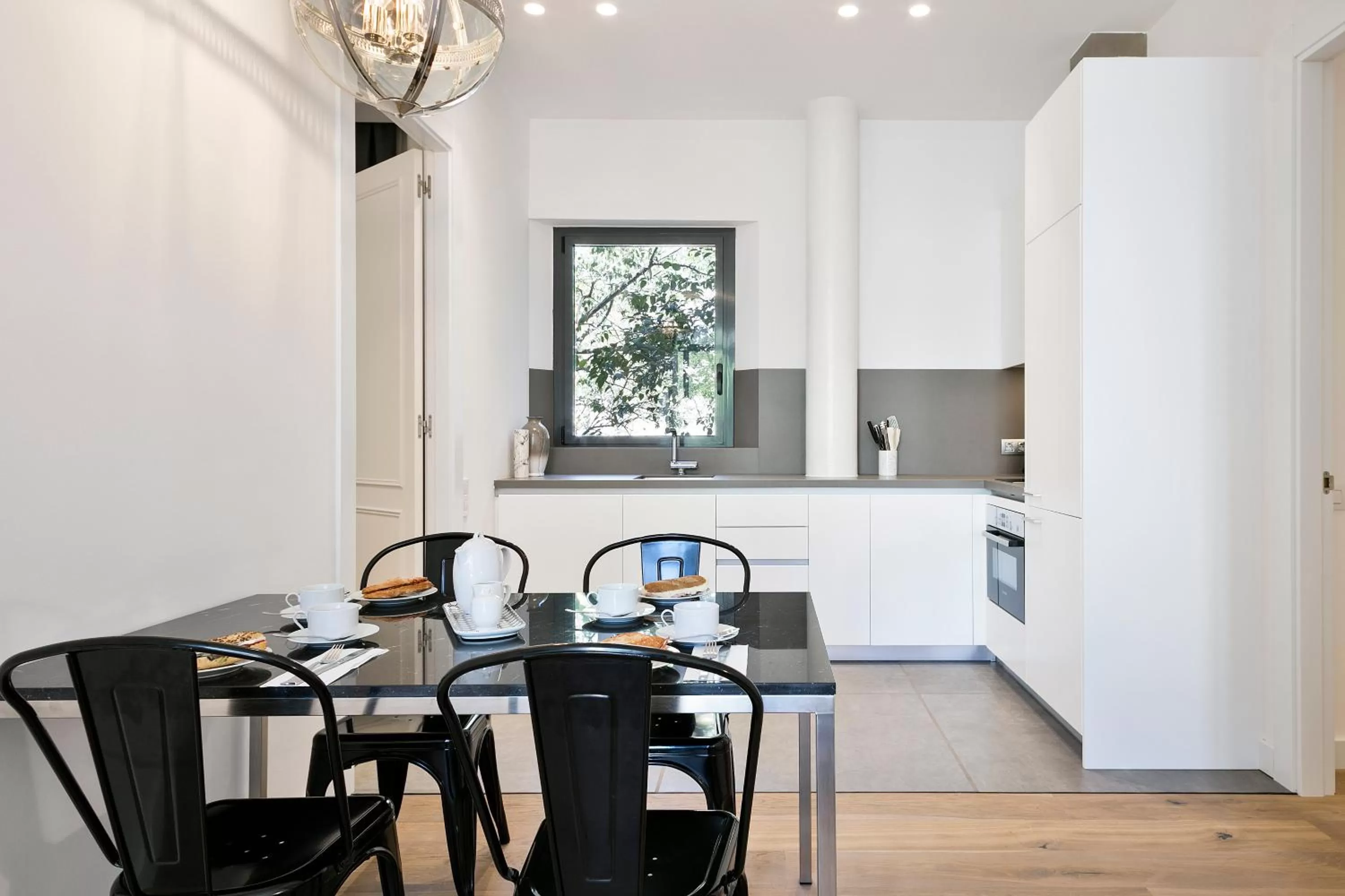 Kitchen or kitchenette in Murmuri Residence Mercader