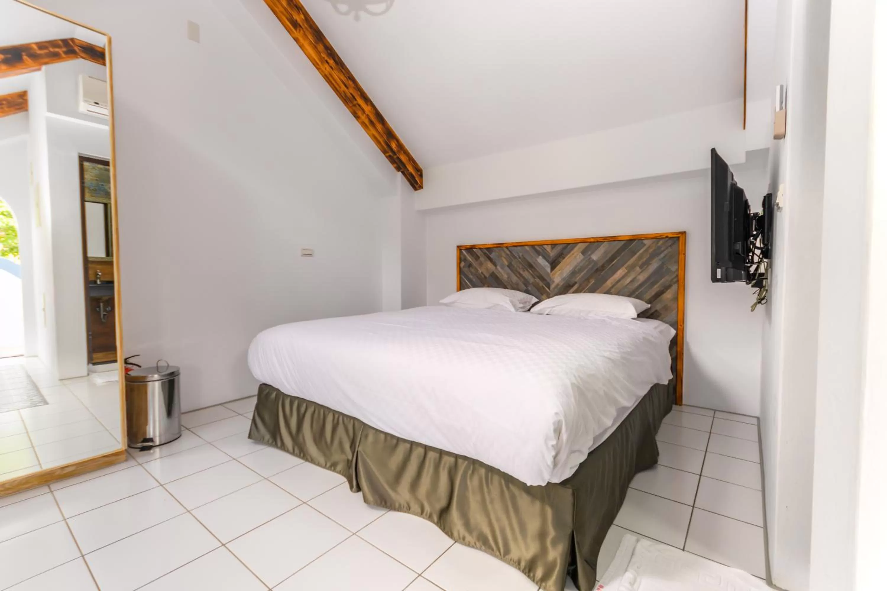 Bed in Mushroom Forest Guesthouse Camping Site