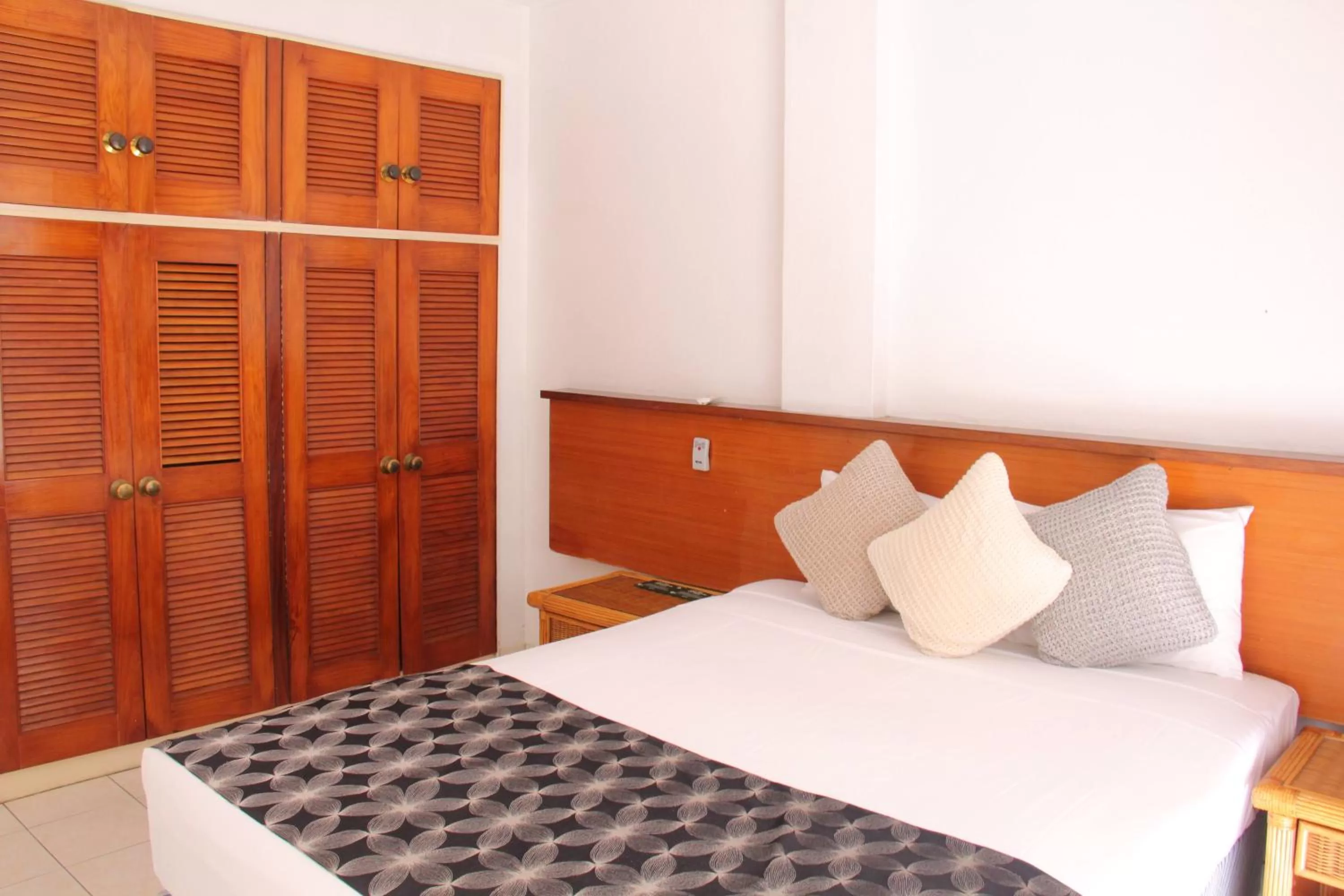 Bed in The Melanesian Port Vila