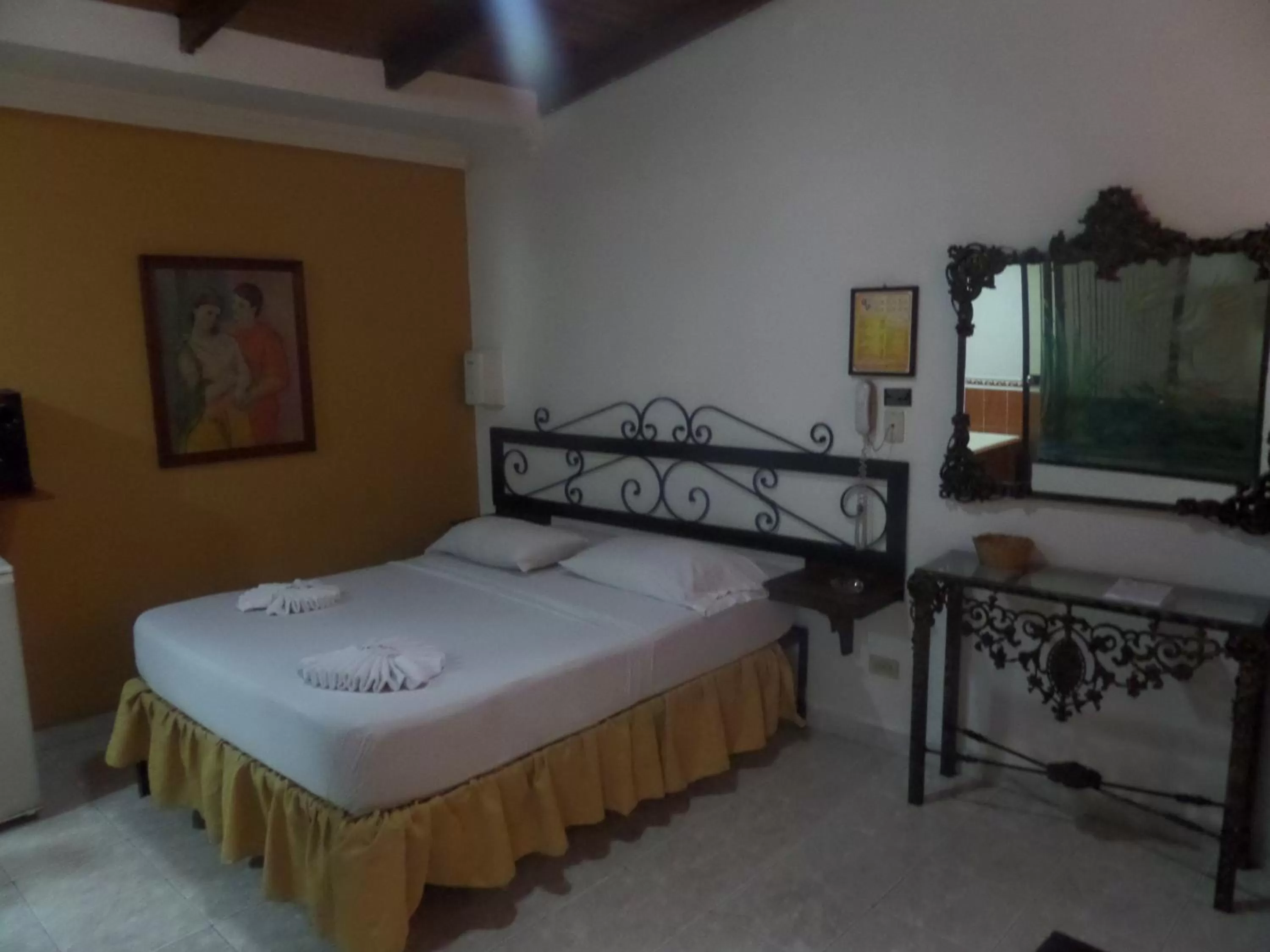 Photo of the whole room, Bed in Aparta Hotel Plaza Real Norte