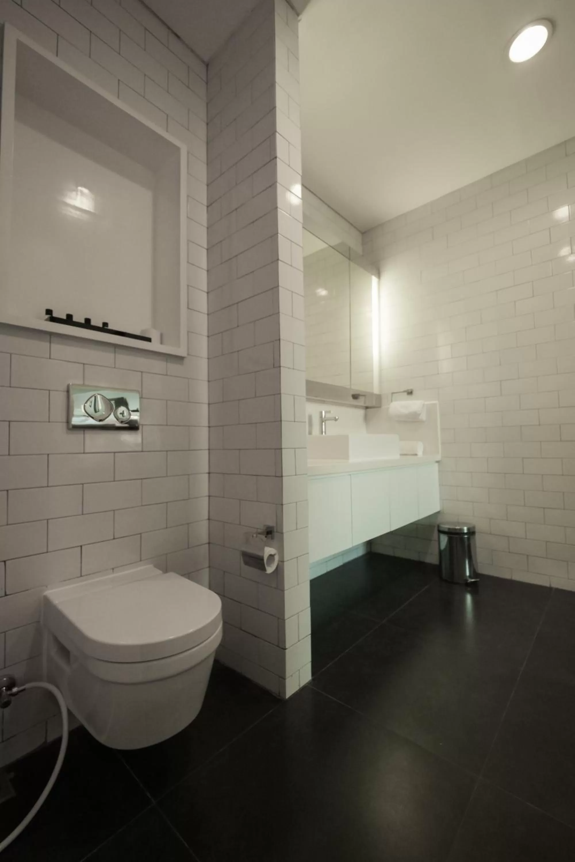 Bathroom in Morrissey Hotel