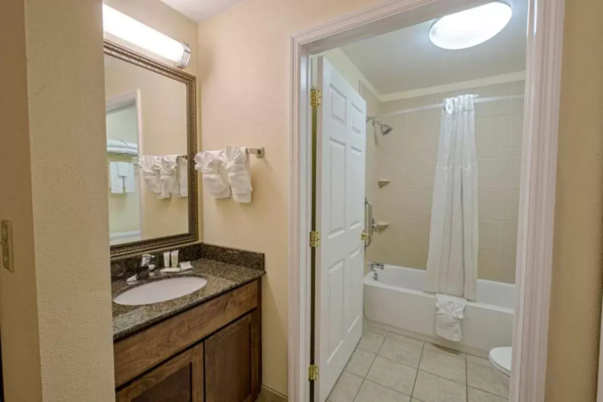 Two Bedroom Suite with One Queen Bed and Two Double Beds - Non-Smoking in Staybridge Suites Harrisburg-Hershey, an IHG Hotel Two Bedroom Suite with One Queen Bed and Two Double Beds - Non-Smoking in Staybridge Suites Harrisburg-Hershey, an IHG Hotel