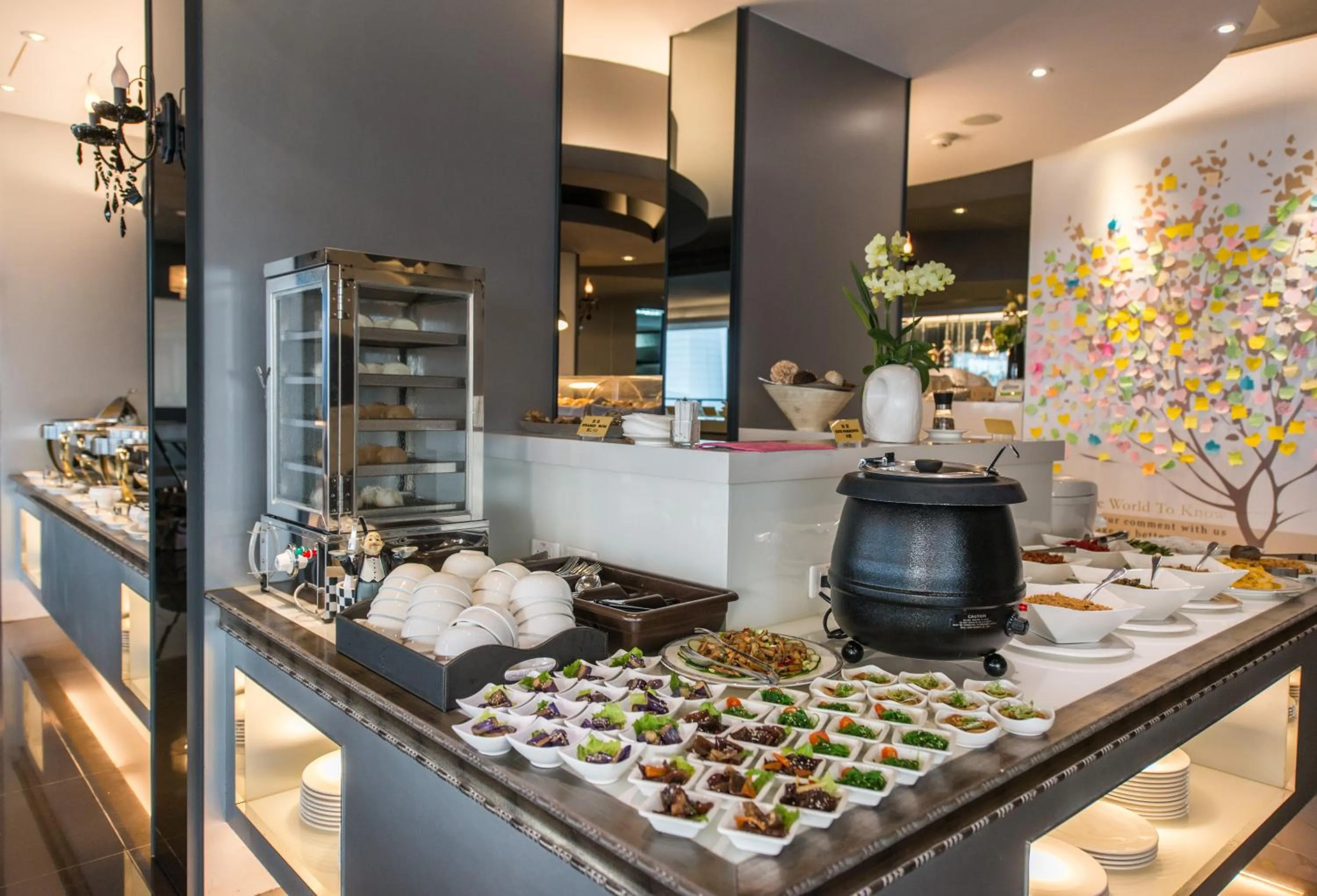 Restaurant/places to eat in Forward Hotel Taipei Nangang