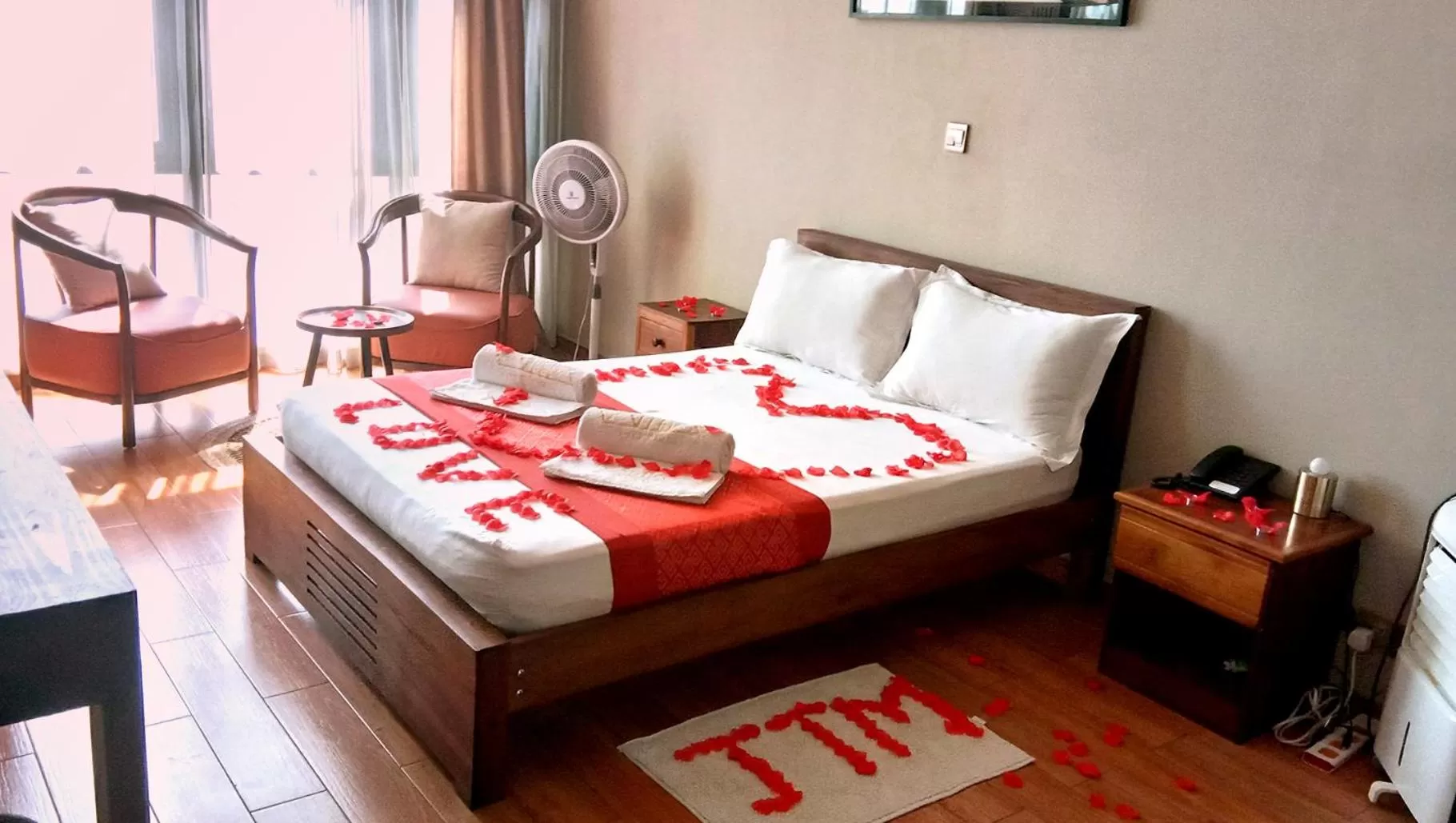 Photo of the whole room in Valiha Hotel Antananarivo