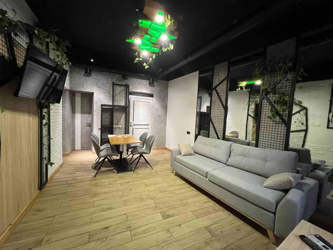 Seating Area in Blum Hotel