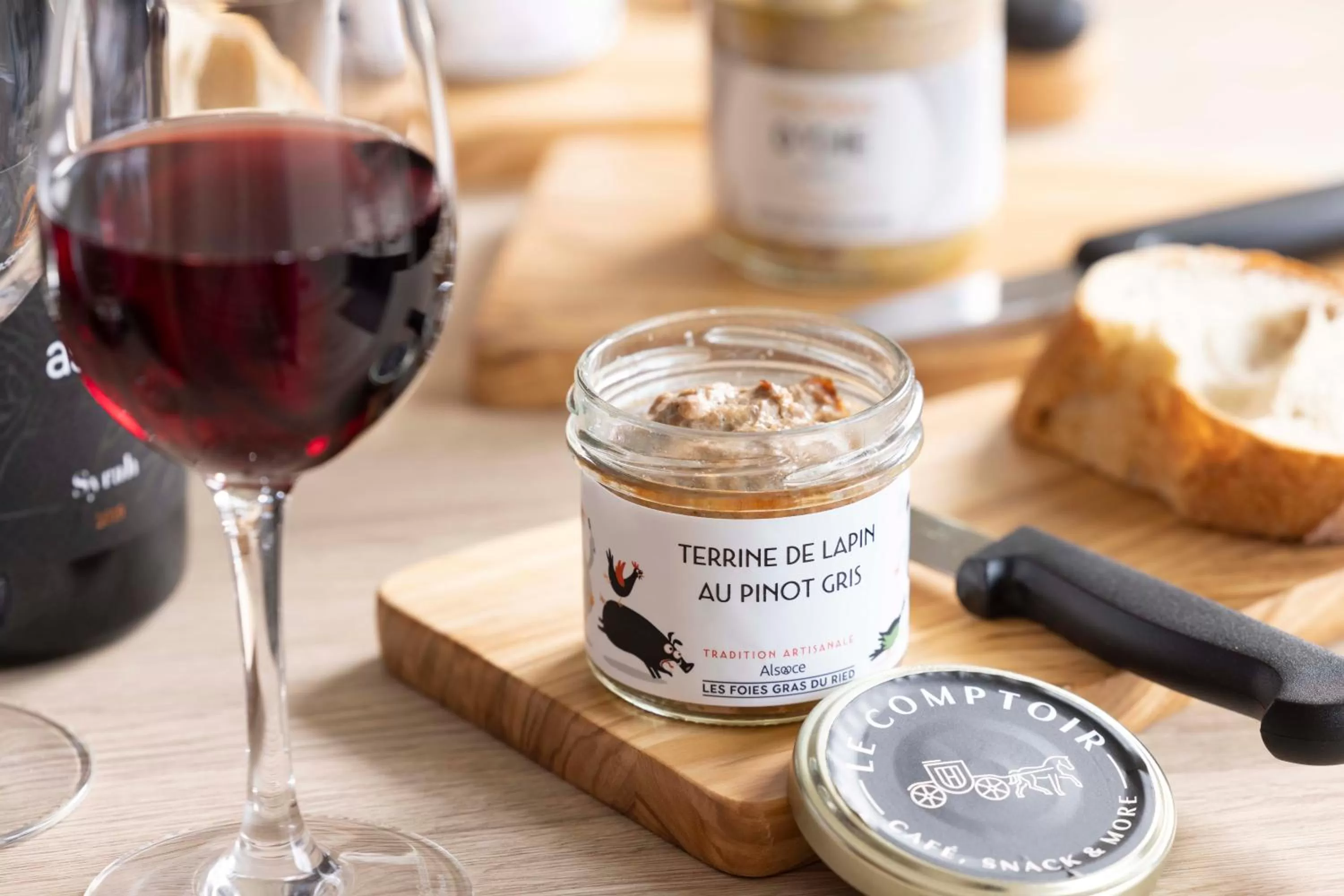 Restaurant/places to eat in Hotel La Diligence