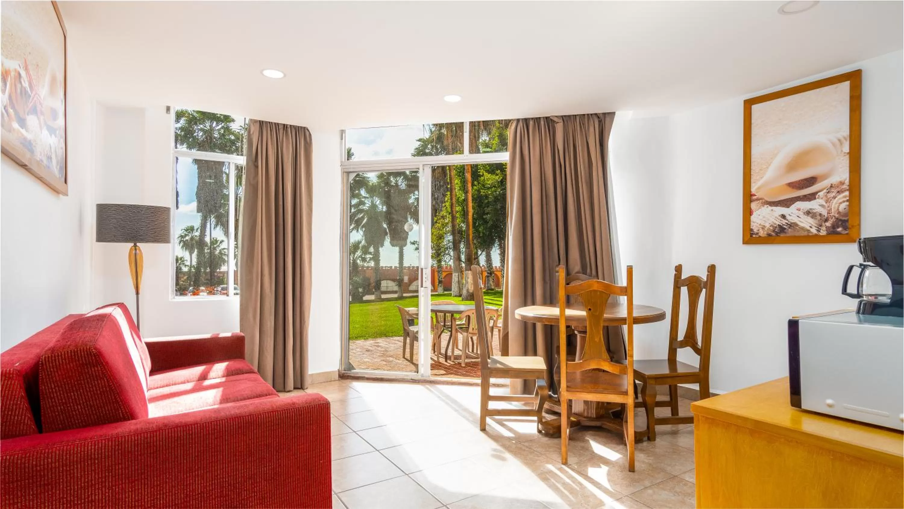 Living room in Puerto Nuevo Baja Hotel & Villas