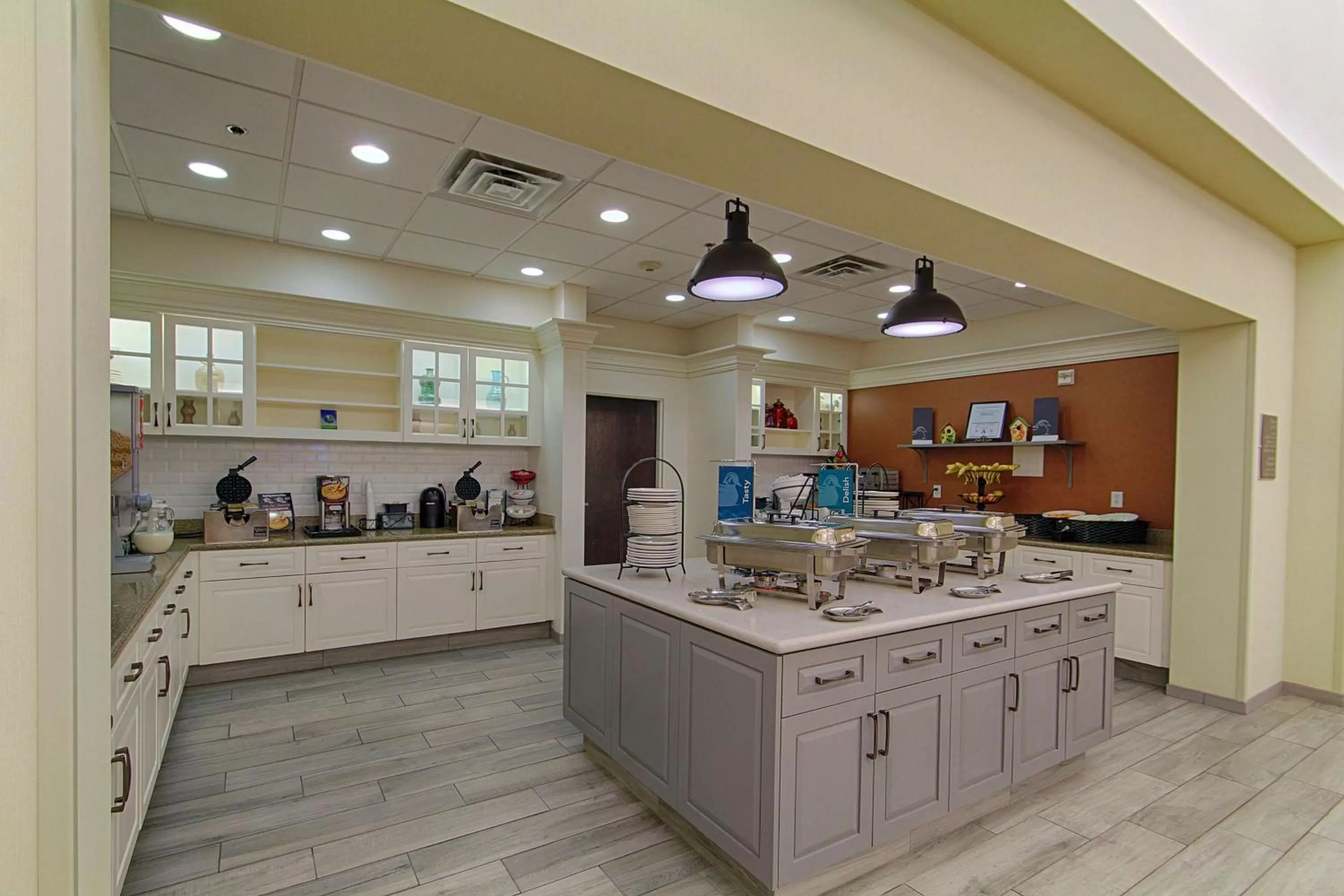 Restaurant/places to eat in Homewood Suites by Hilton Las Vegas Airport