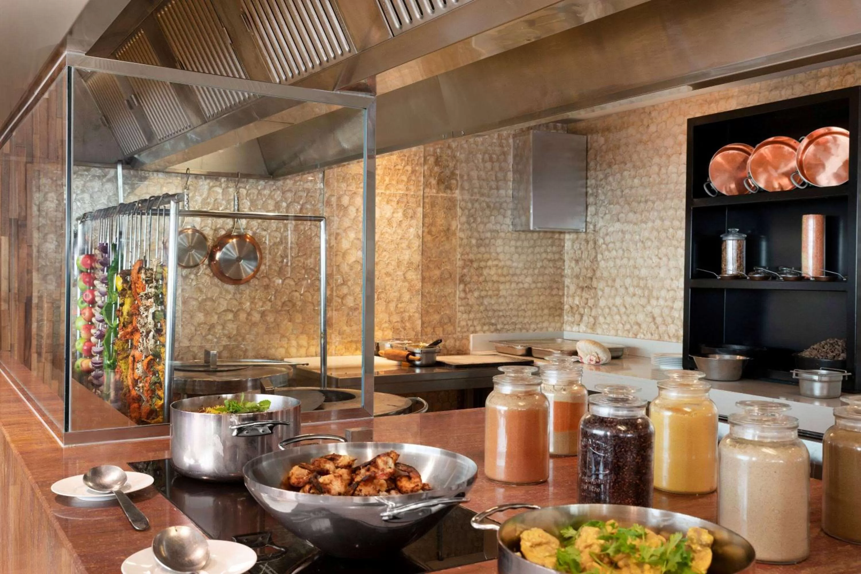 Restaurant/places to eat in Wyndham Grand Manama