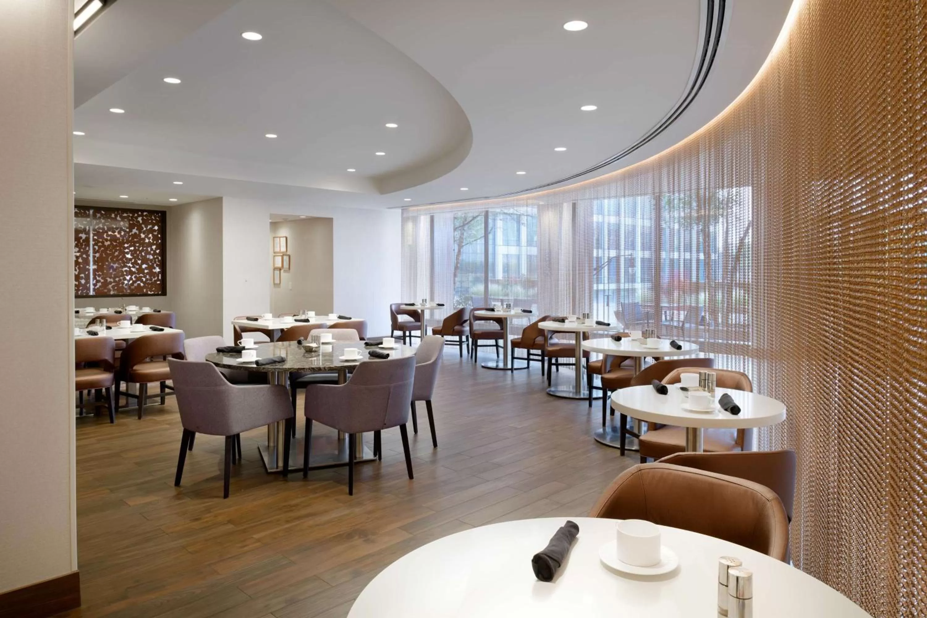 Restaurant/places to eat in Hilton Washington DC National Mall The Wharf