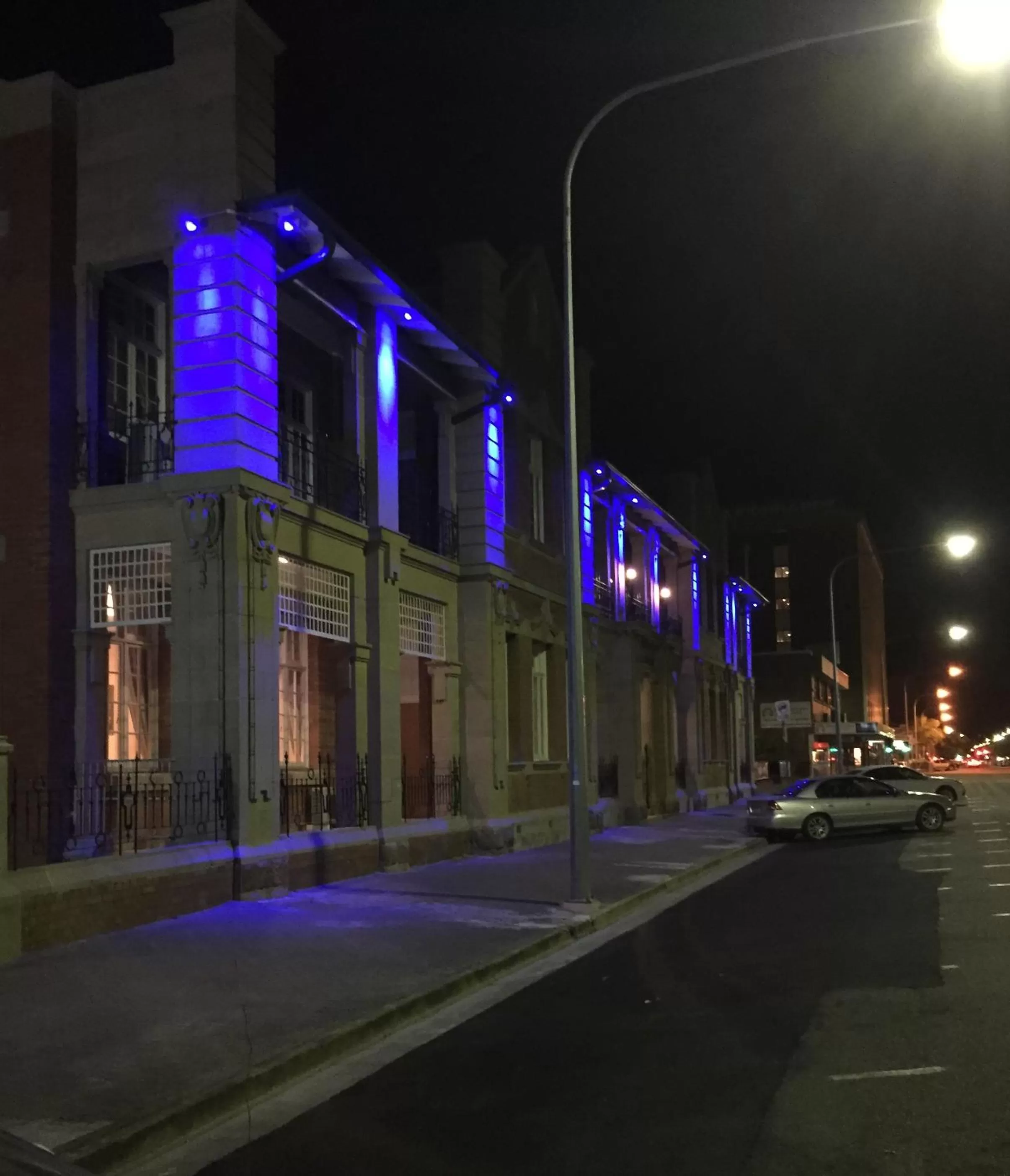 Facade/entrance in Quality Hotel Regent Rockhampton