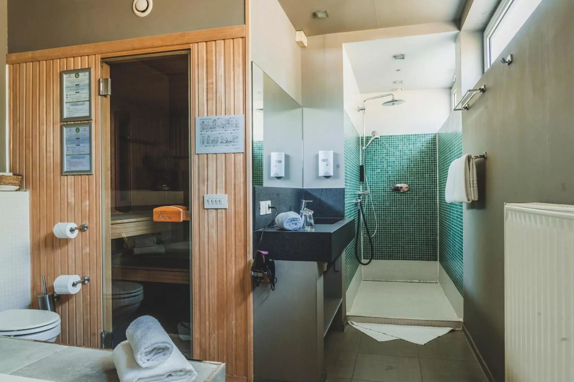 Bathroom in Mont-des-Pins