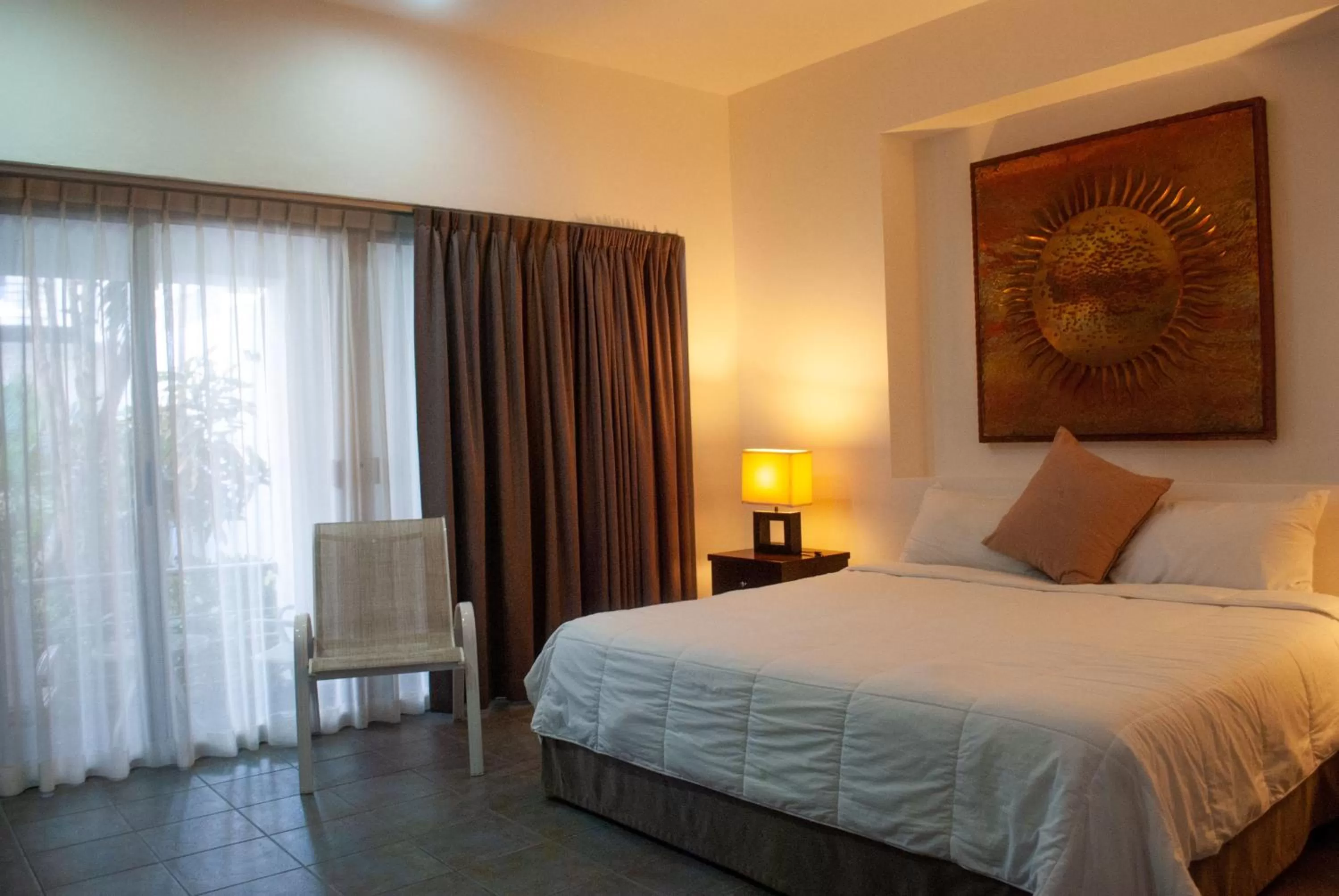 Bedroom, Bed in Dangelos Hotel on Fifth Avenue