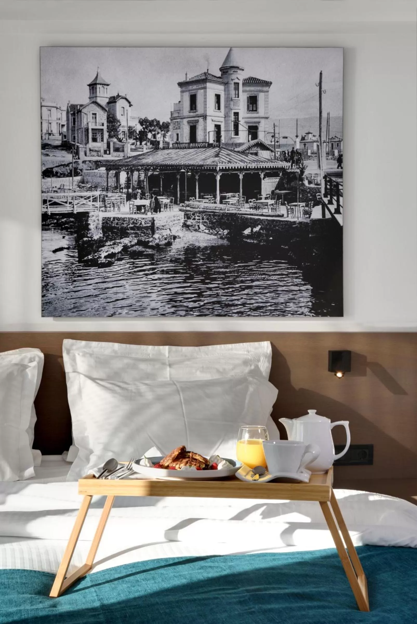 Food and drinks, Bed in Poseidon Athens Hotel