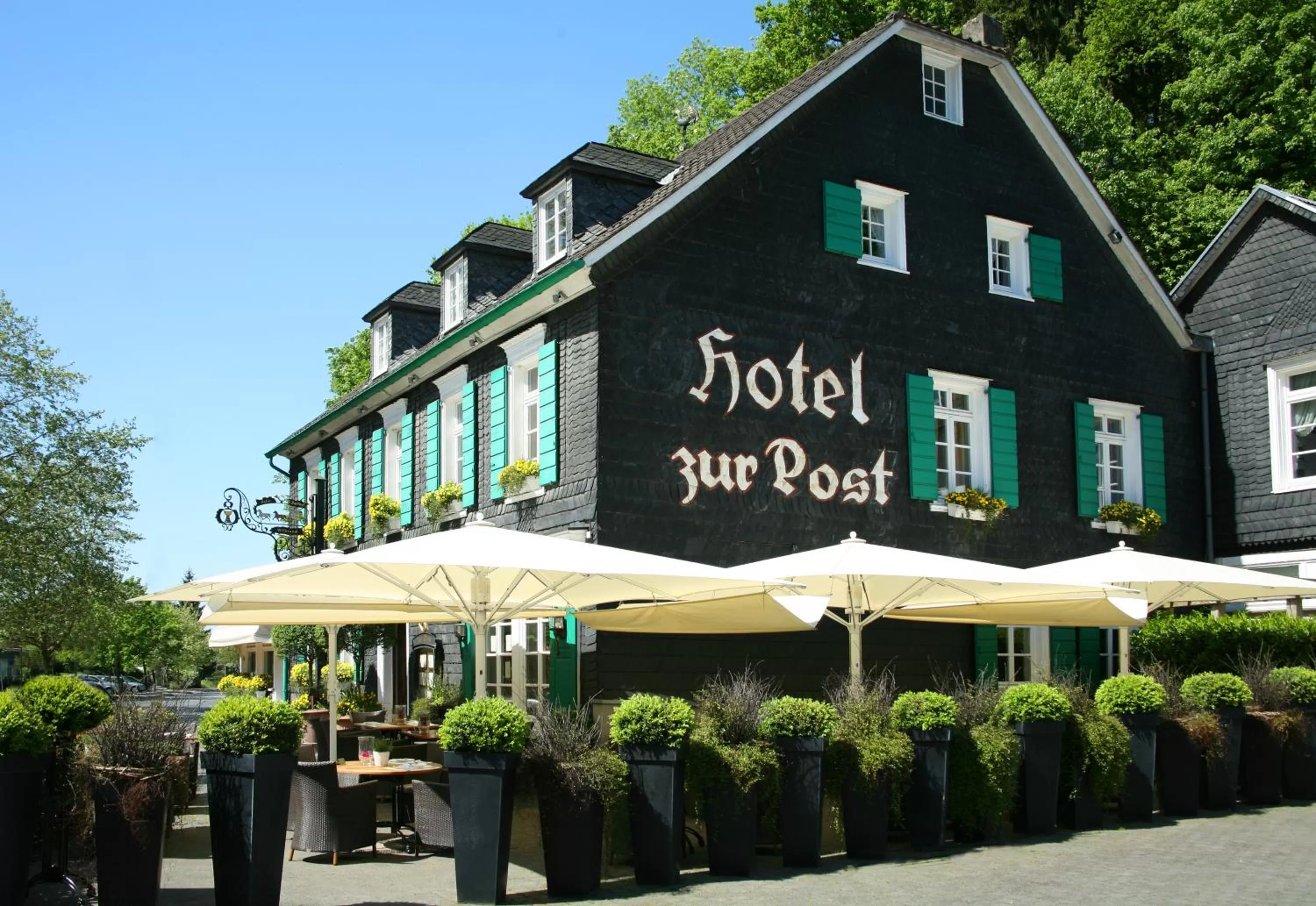Property Building in Hotel Restaurant Zur Post
