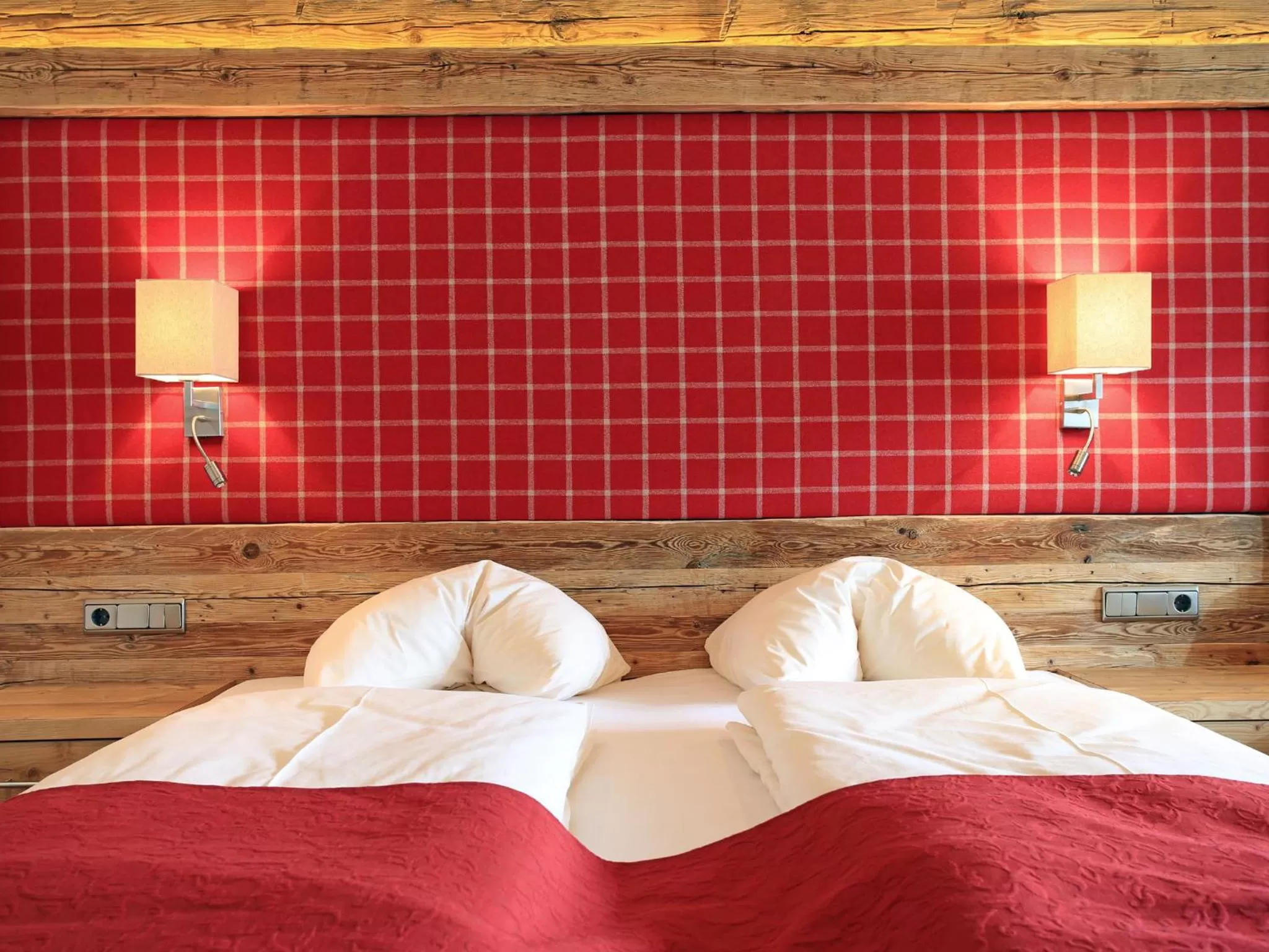 Bed in Hotel Alexander