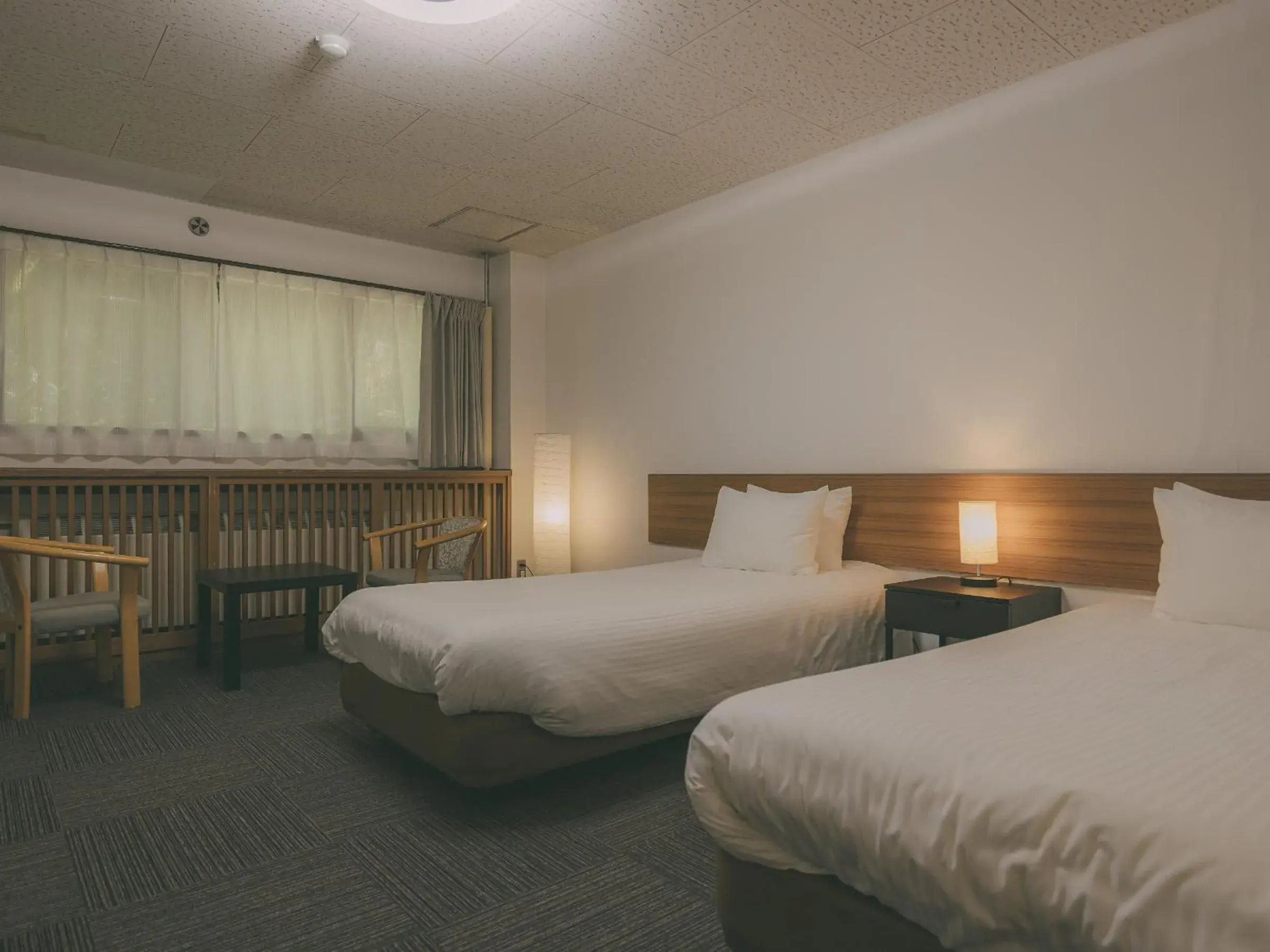 Standard Twin Room with Shared Bathroom - single occupancy in Chalet Shiga Standard Twin Room with Shared Bathroom - single occupancy in Chalet Shiga
