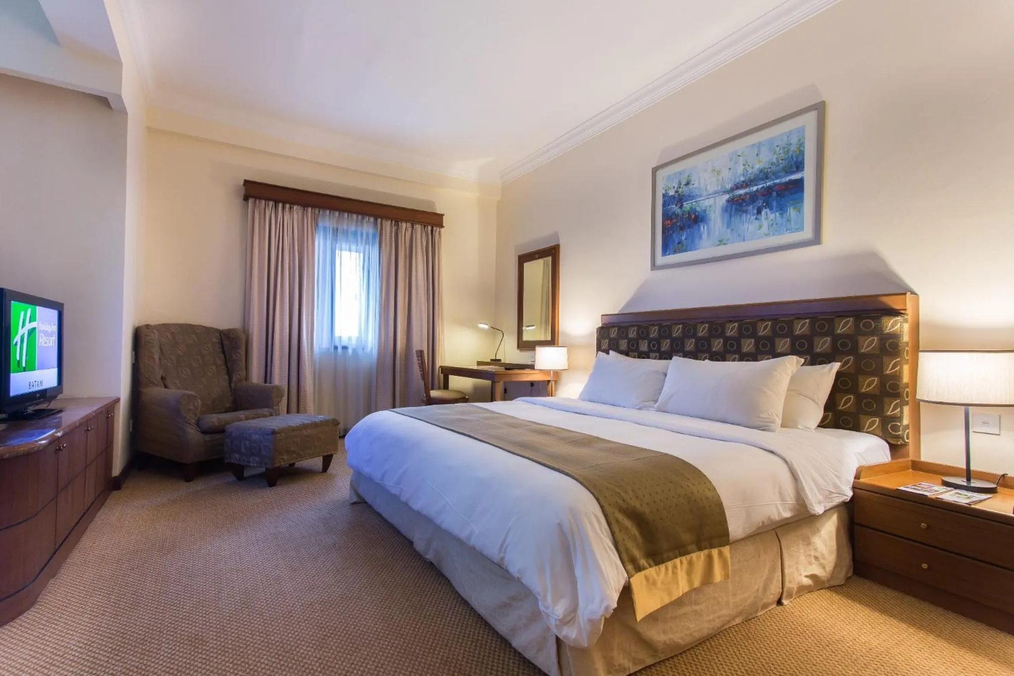 Bed in Holiday Inn Resort Batam by IHG