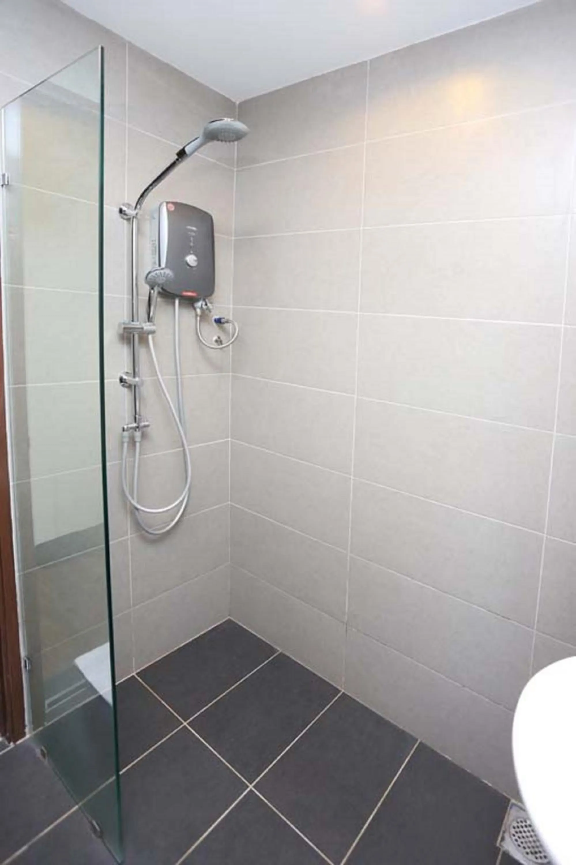 Shower in Hotel Westree KL Sentral