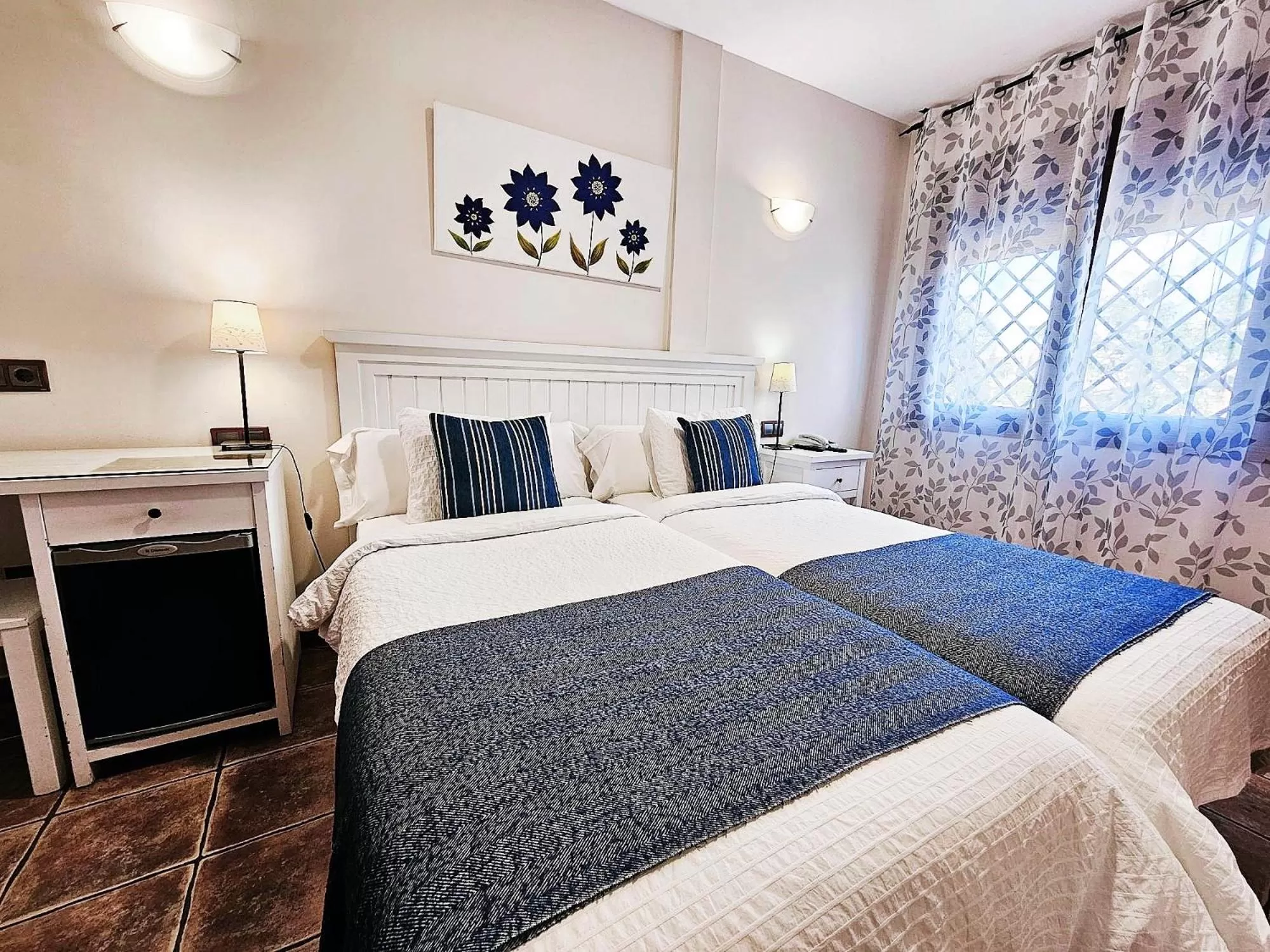 Bedroom, Bed in Hotel Medina de Toledo