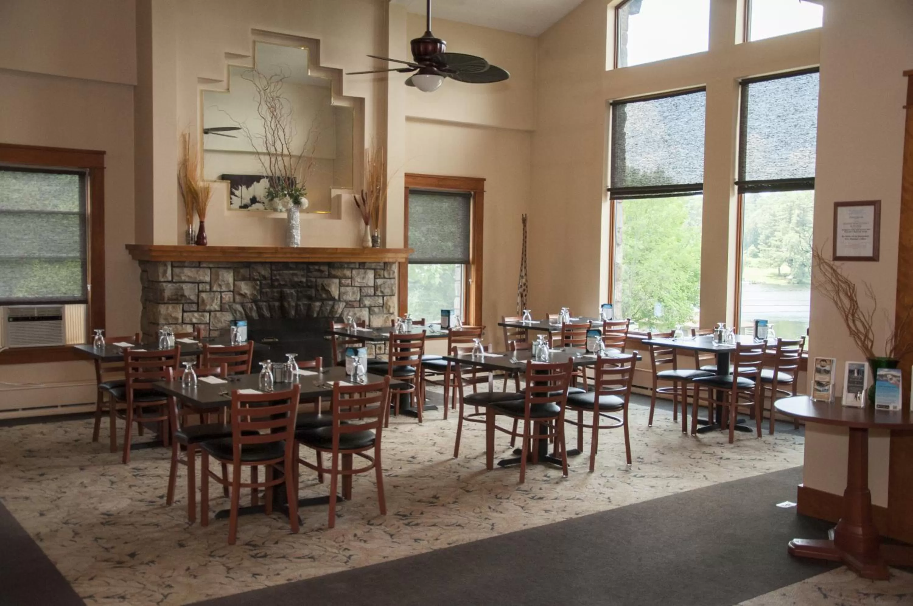 Restaurant/places to eat in Bayside Resort, Lake George NY