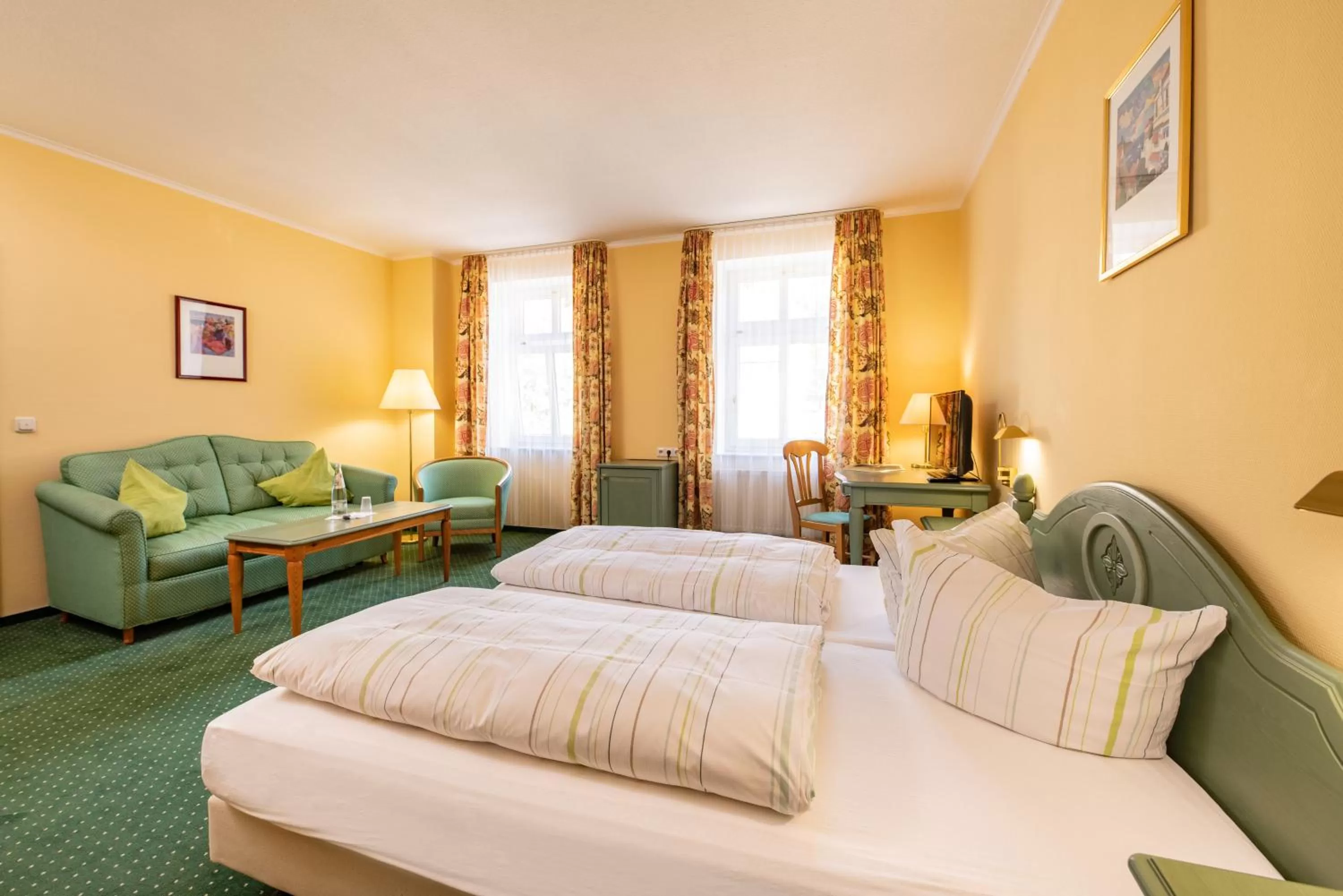 Photo of the whole room, Bed in Hotel Herzog Georg