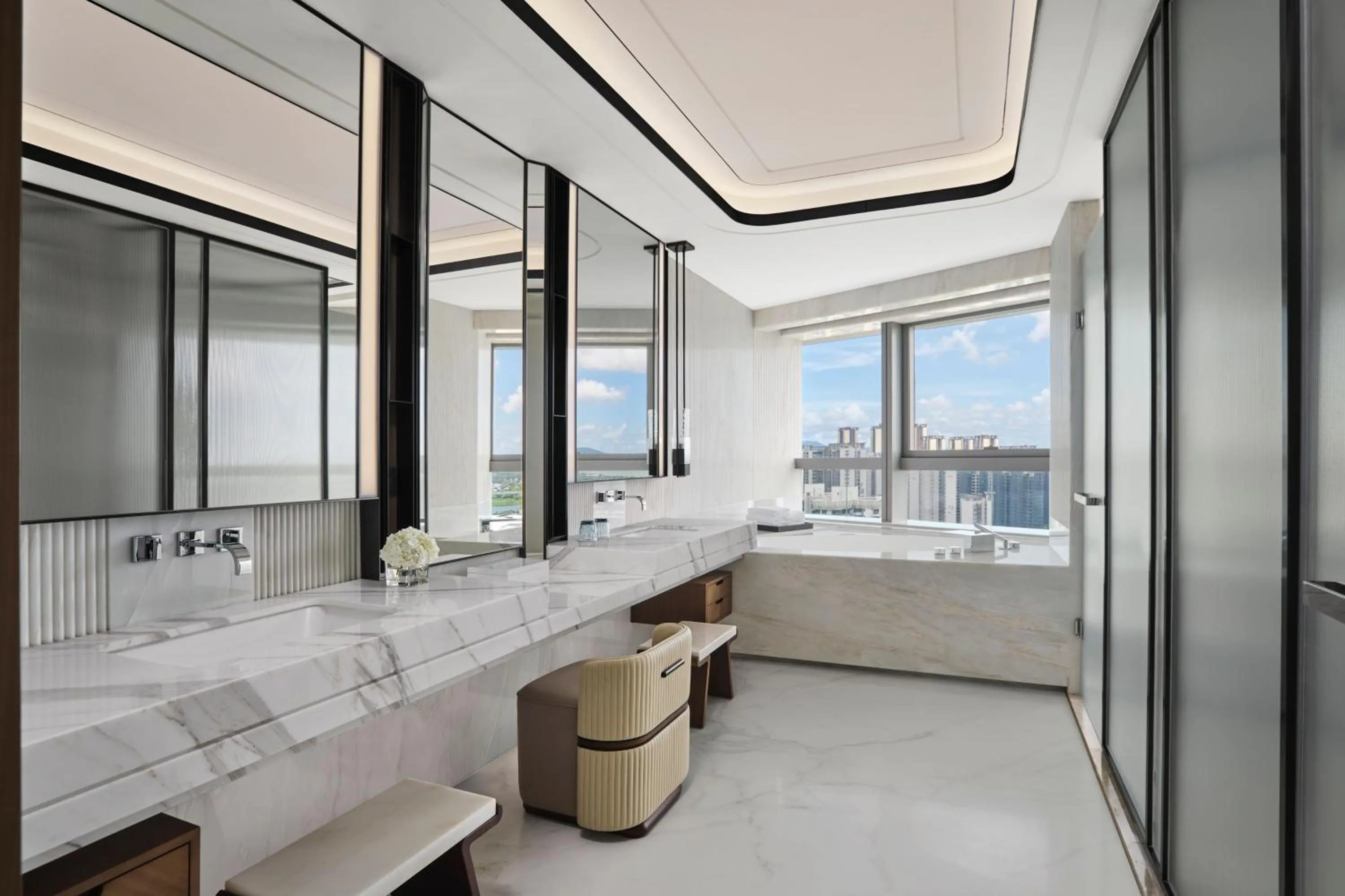 Photo of the whole room in Zhuhai Marriott Hotel Jinwan